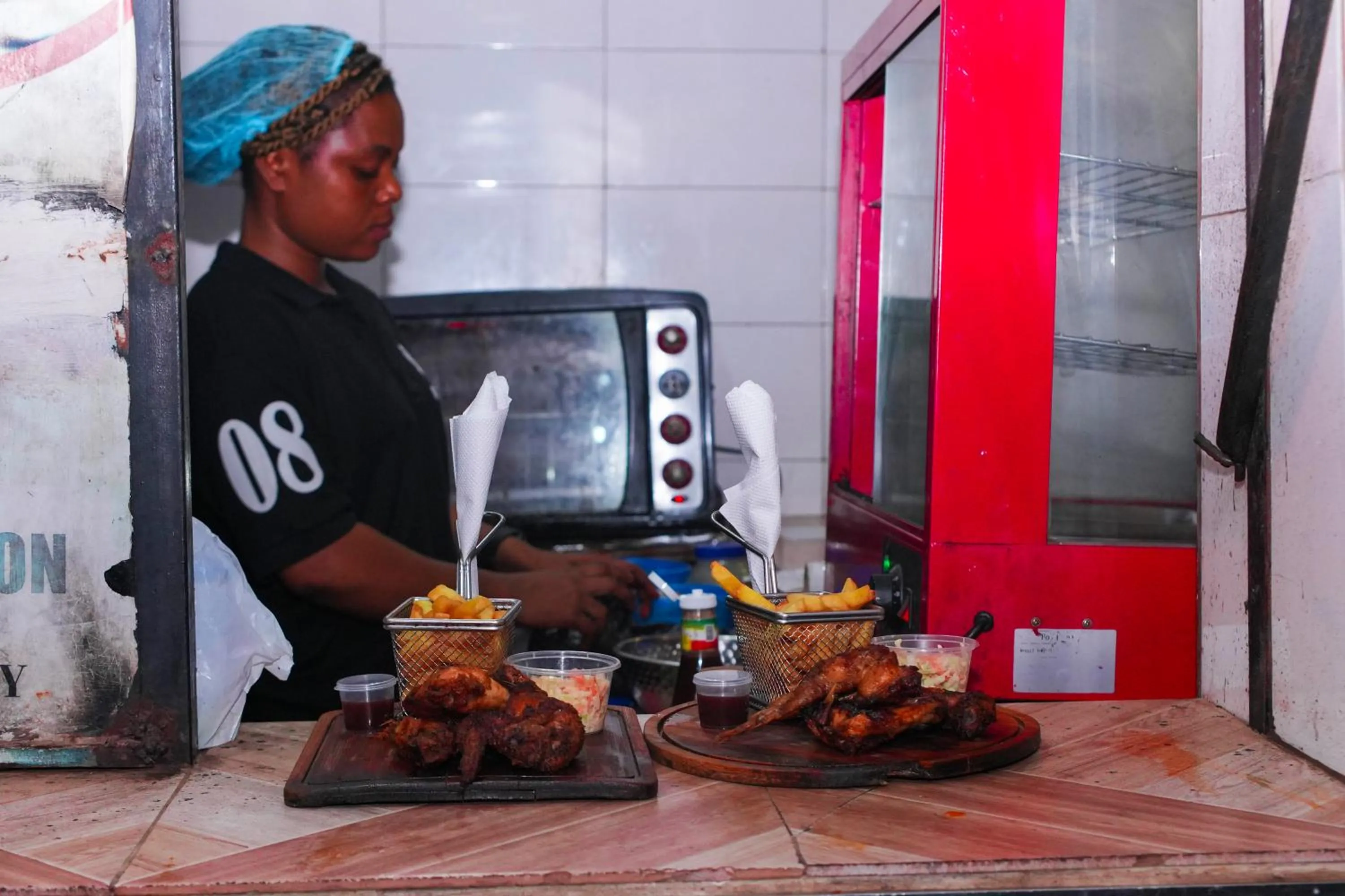 Food and drinks in Aotel Hotels & Suites - Ojota