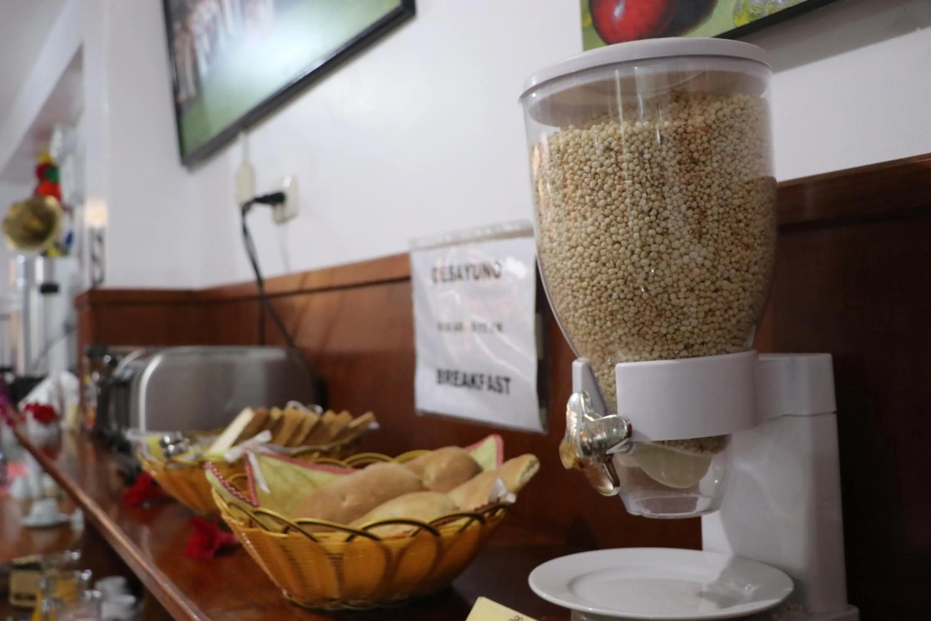 Food in Intitambo Hotel