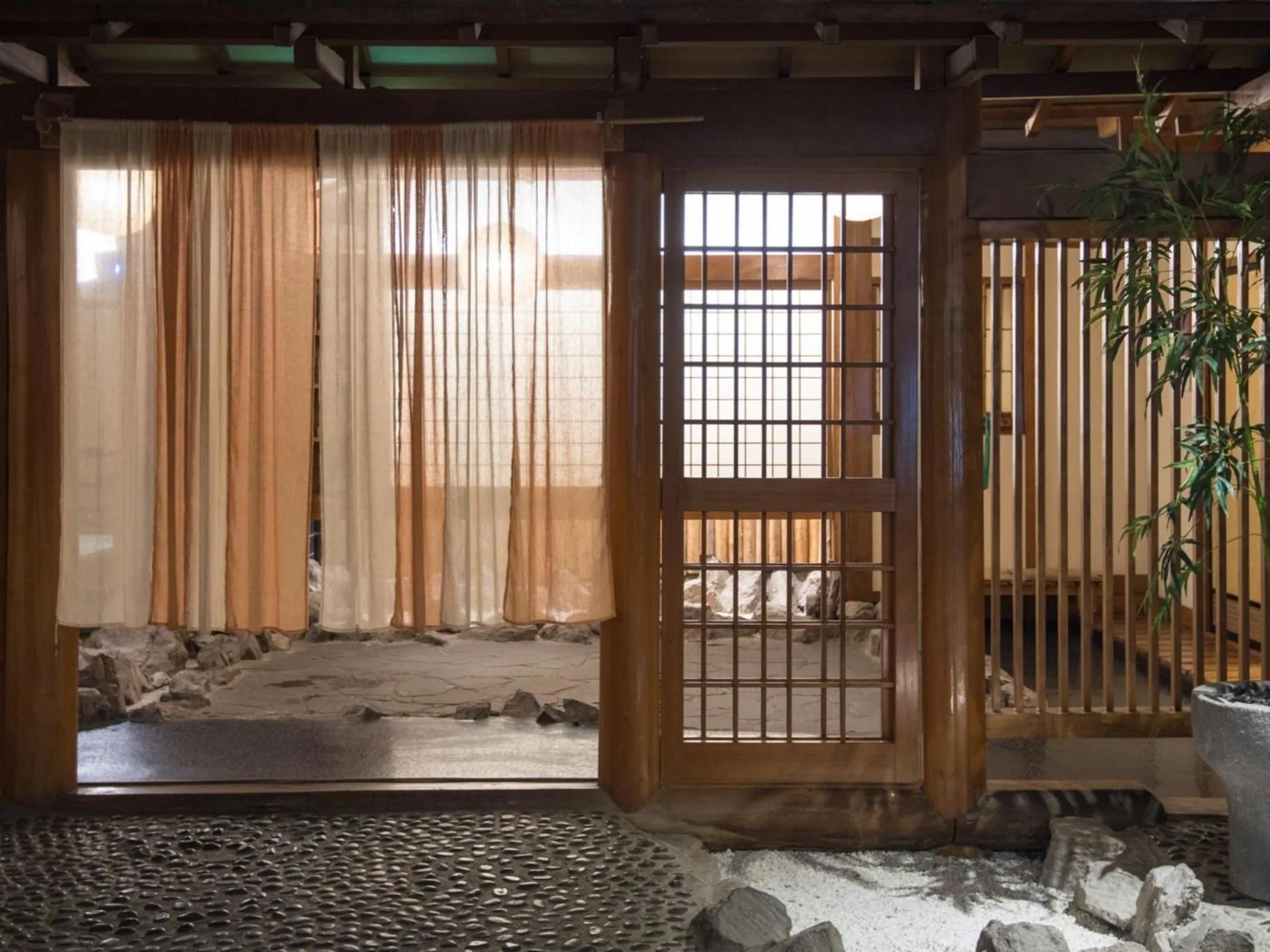 Restaurant/places to eat, Bed in Hotel Shirakawa Yunokura