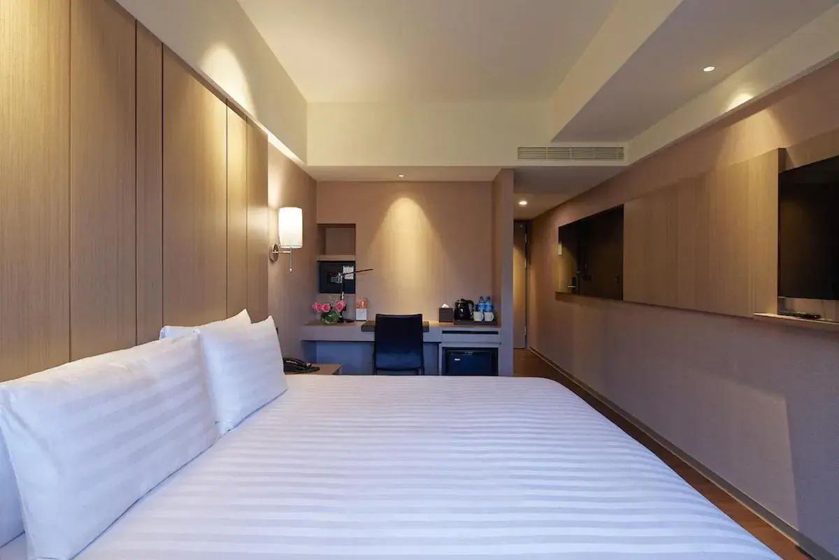 Photo of the whole room in La Maison Hotel Photo of the whole room in La Maison Hotel