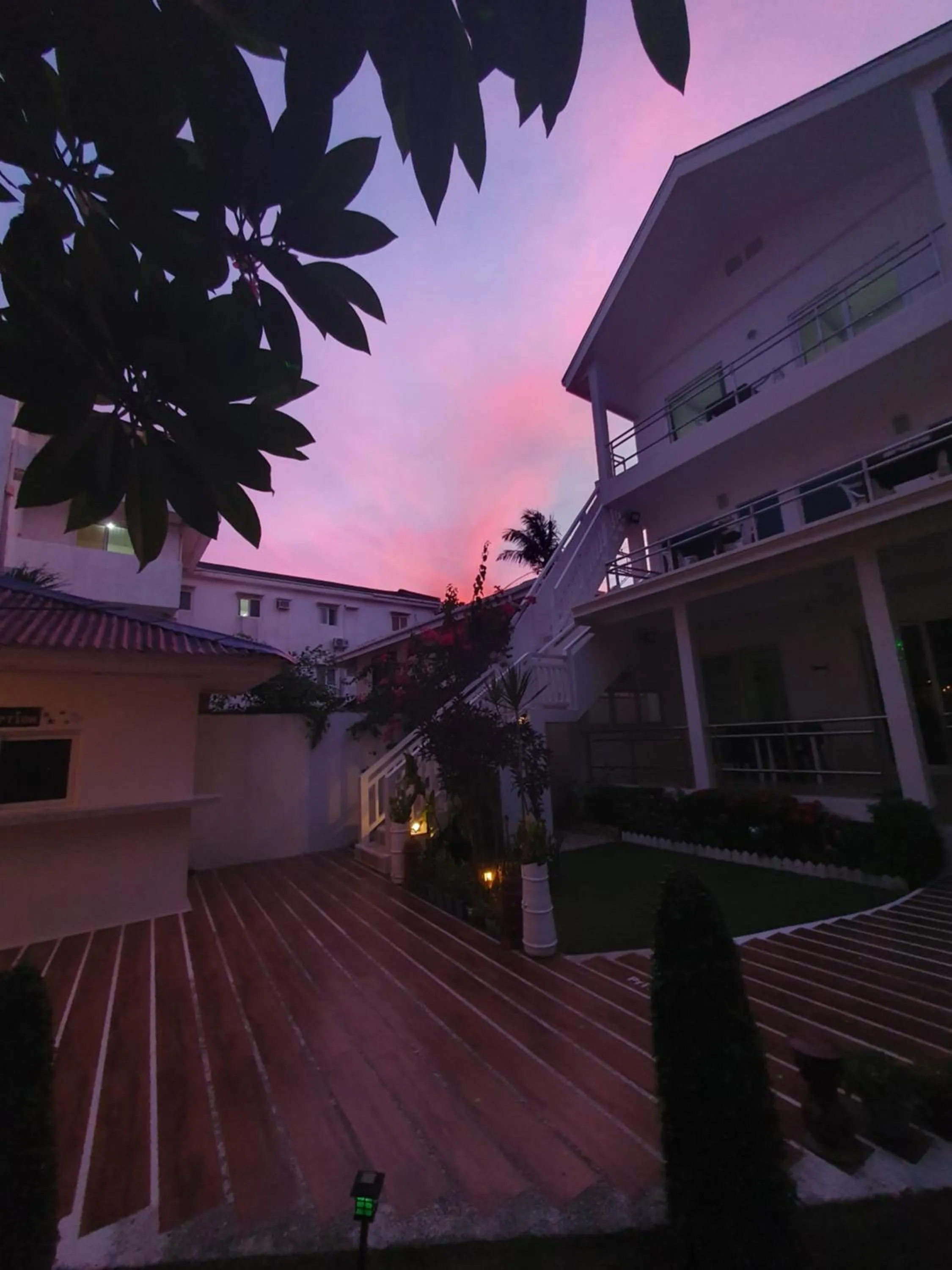 Property building in ClubBoracay Apartelle