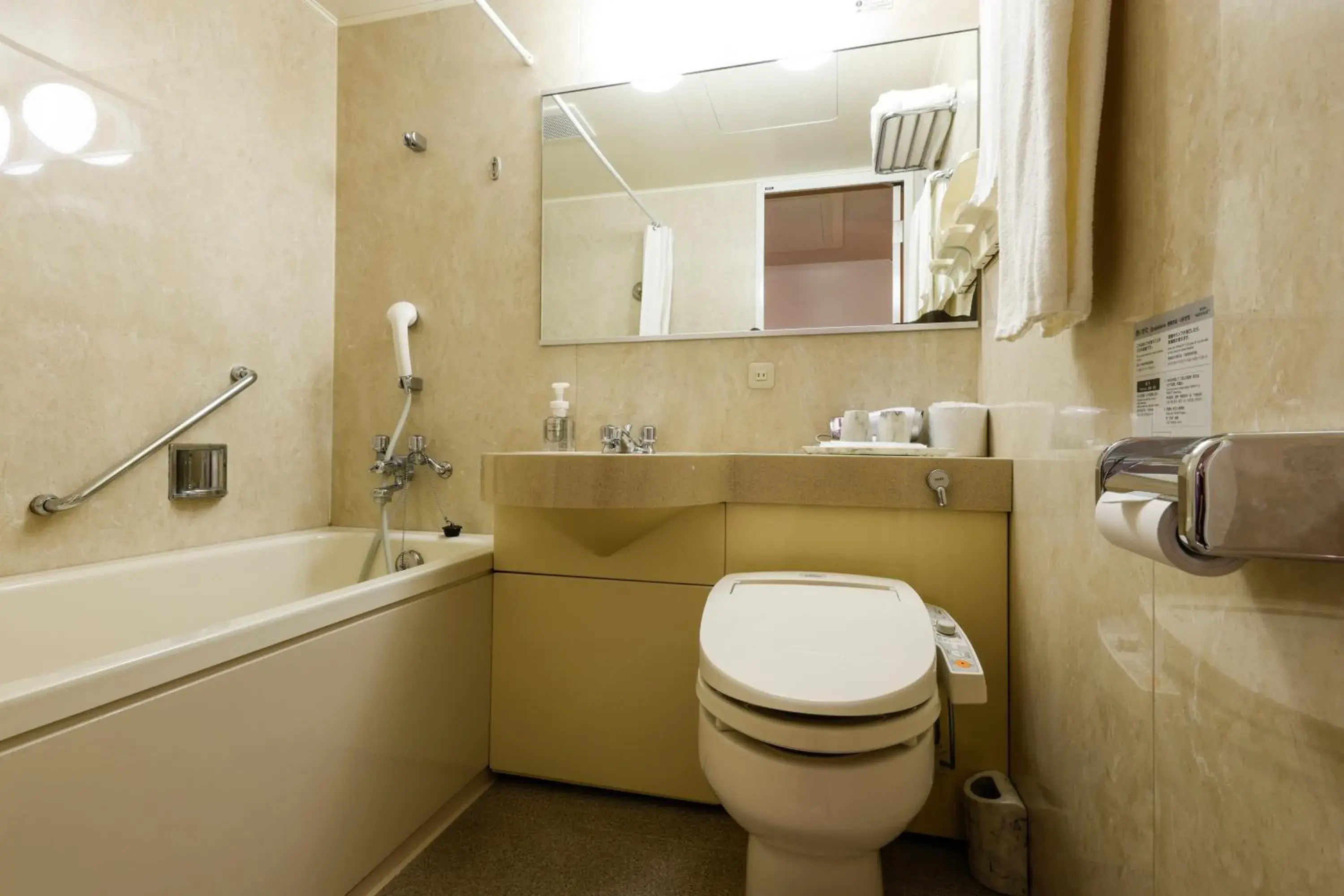 Photo of the whole room in Suzuka Storia Hotel Photo of the whole room in Suzuka Storia Hotel