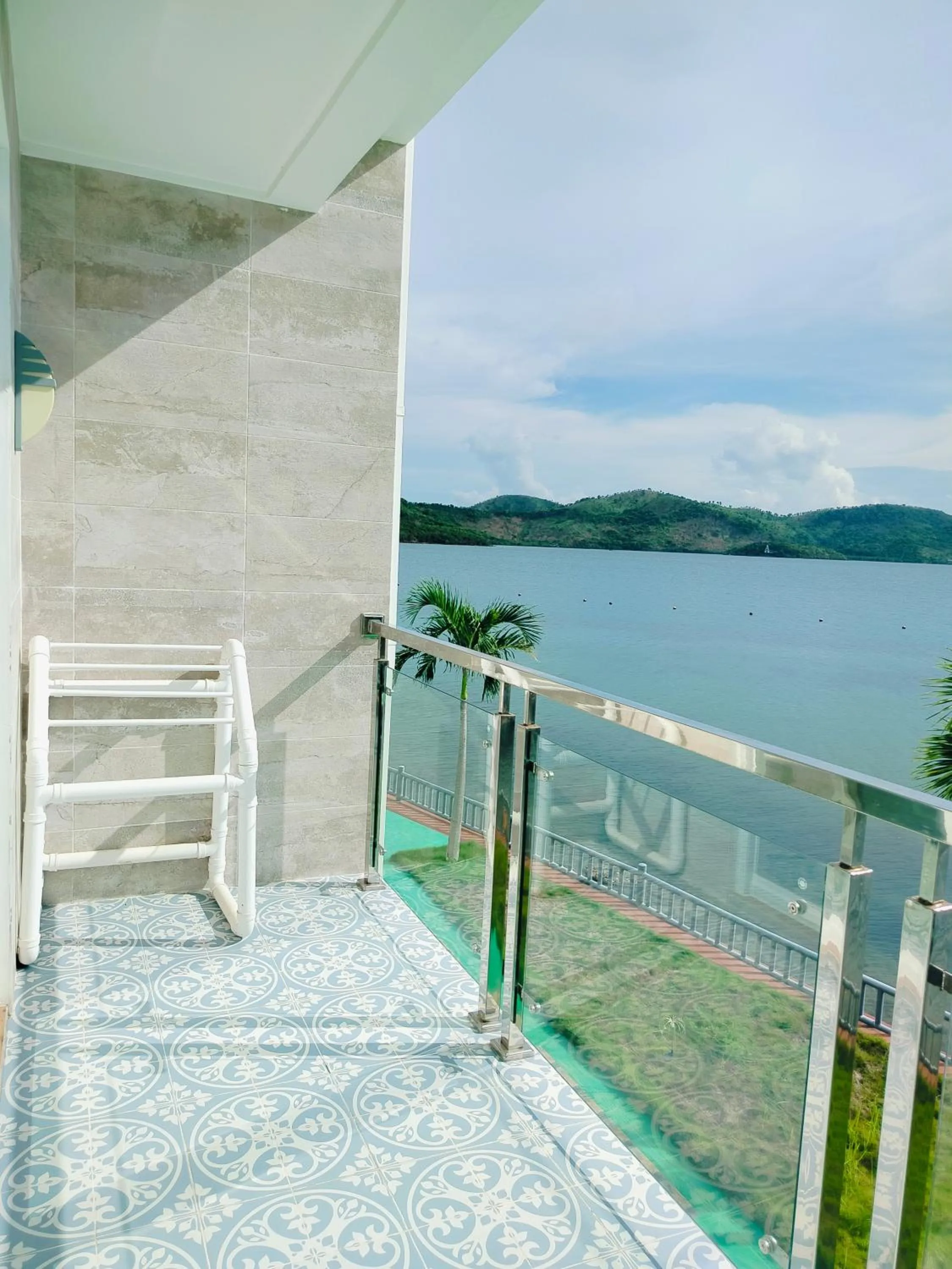 Balcony/Terrace in Coron Underwater Garden Resort