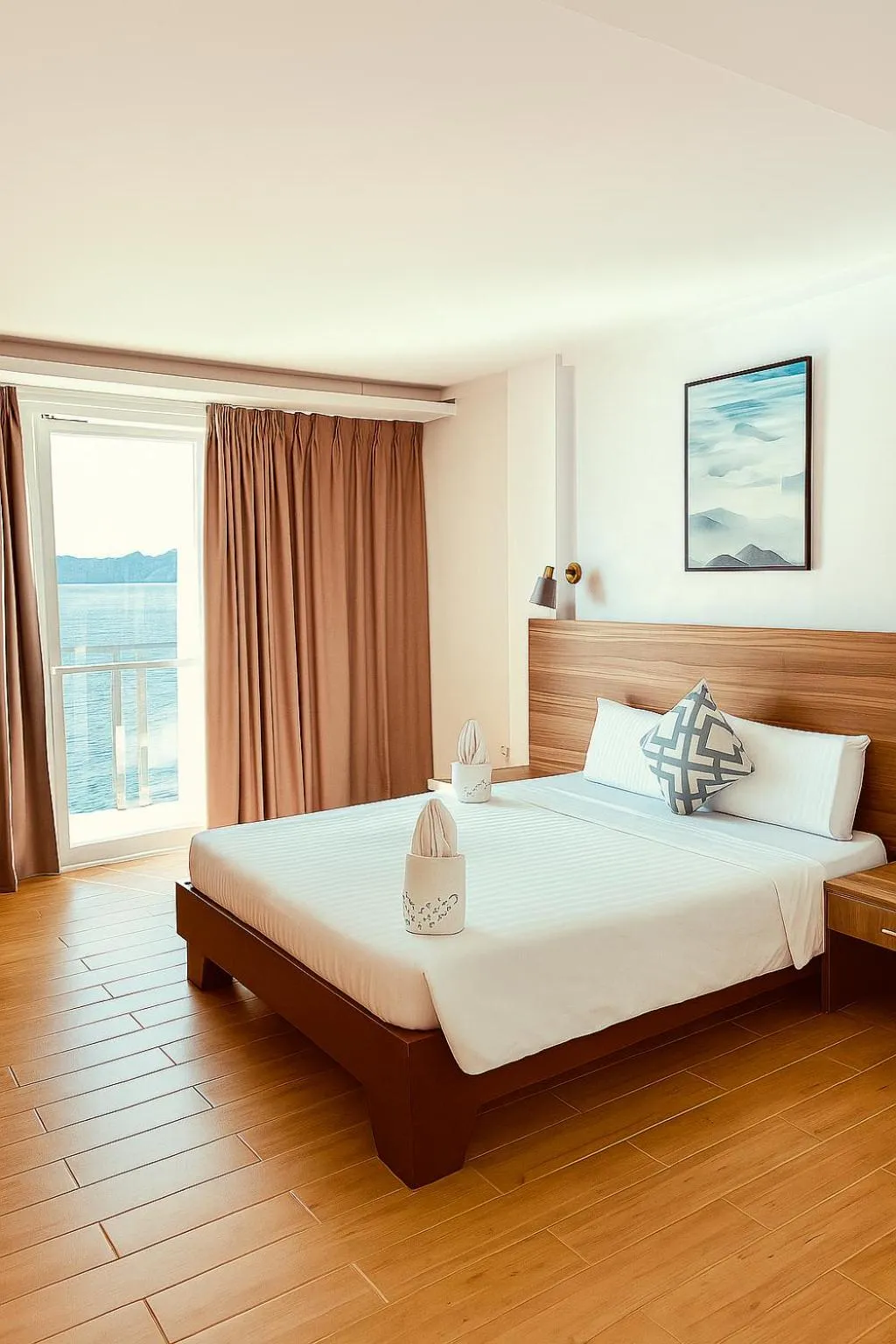 Bed in Coron Underwater Garden Resort