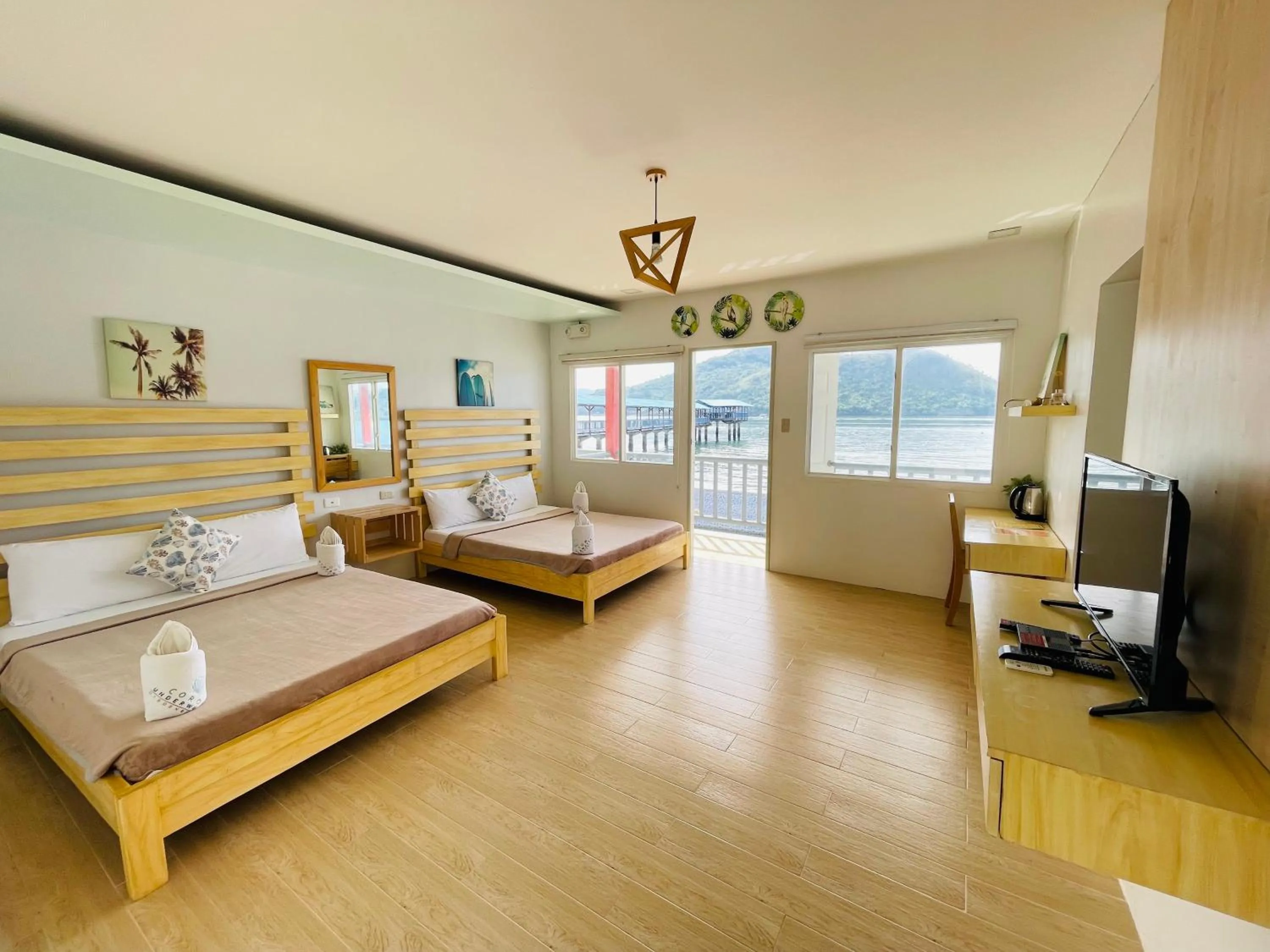 Photo of the whole room, Bed in Coron Underwater Garden Resort