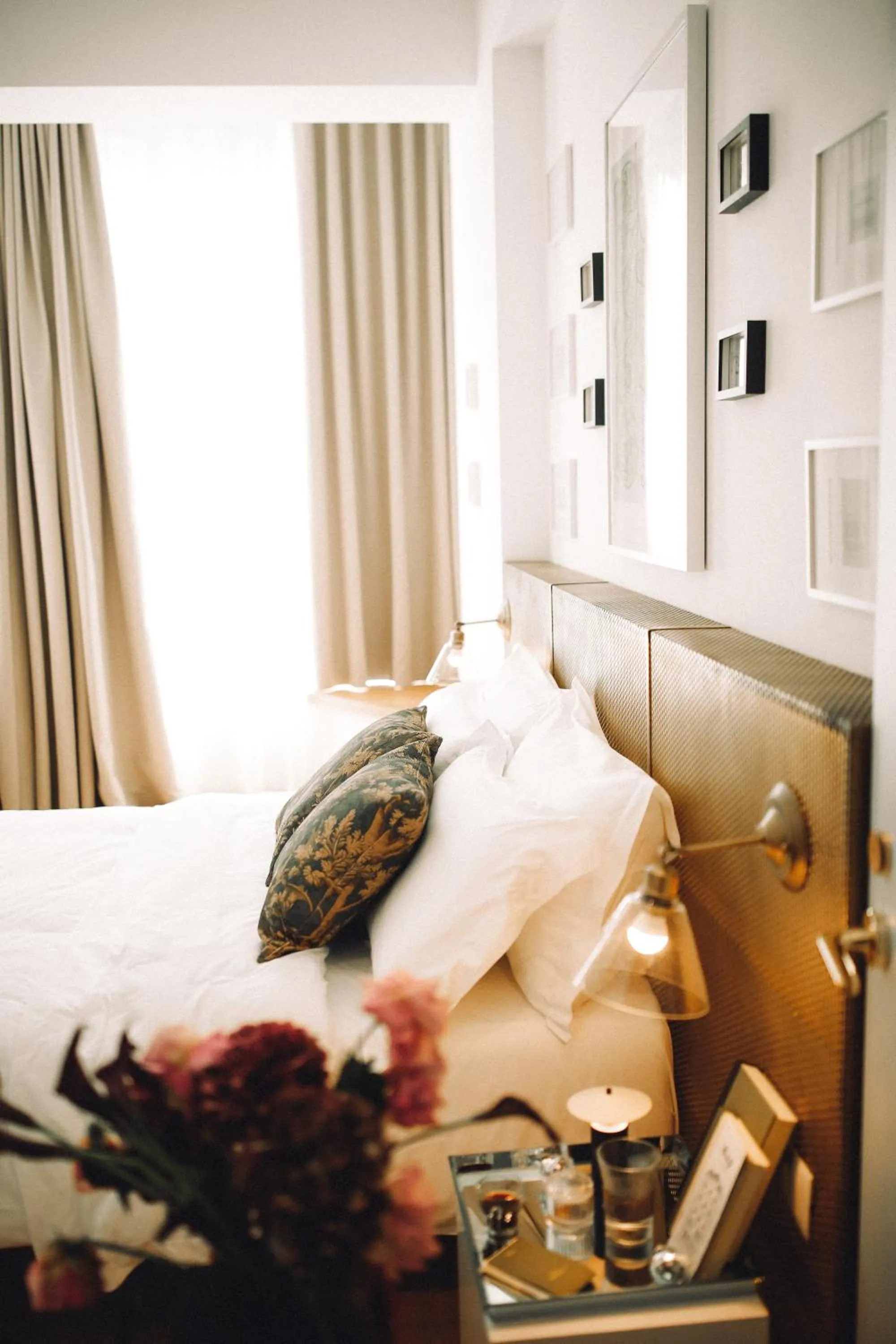 Bed in Bazaar Inn Hotel