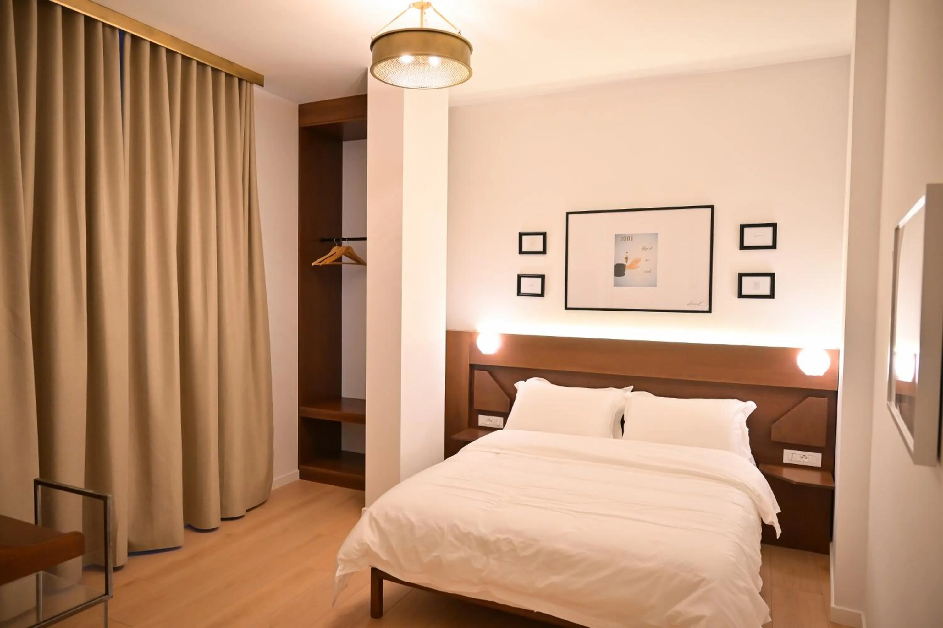 Bed in Bazaar Inn Hotel