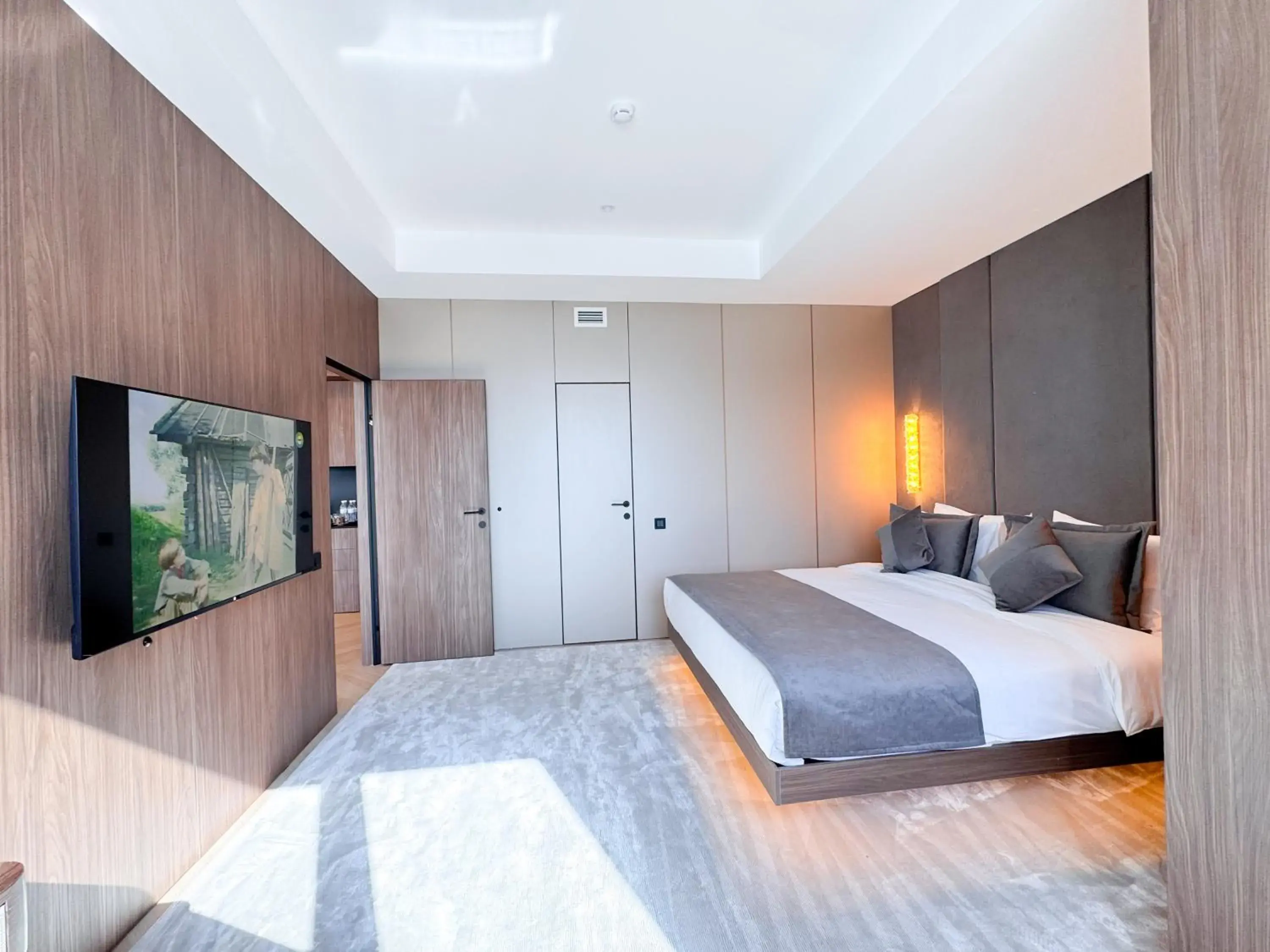 Deluxe Suite in Resident Hotel Abay Deluxe Suite in Resident Hotel Abay