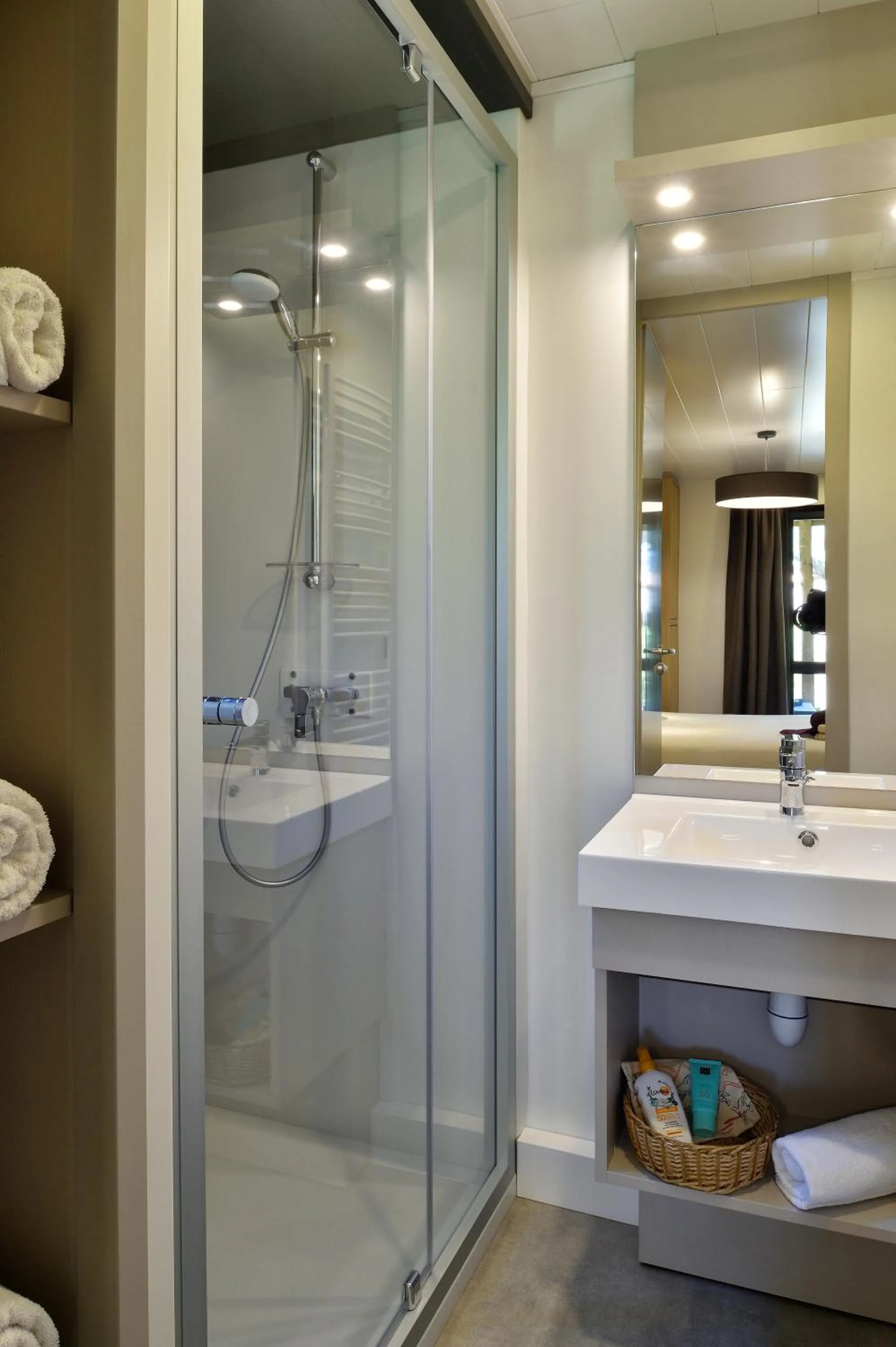 Shower in Résidence & Hotel U Livanti ECOLABEL