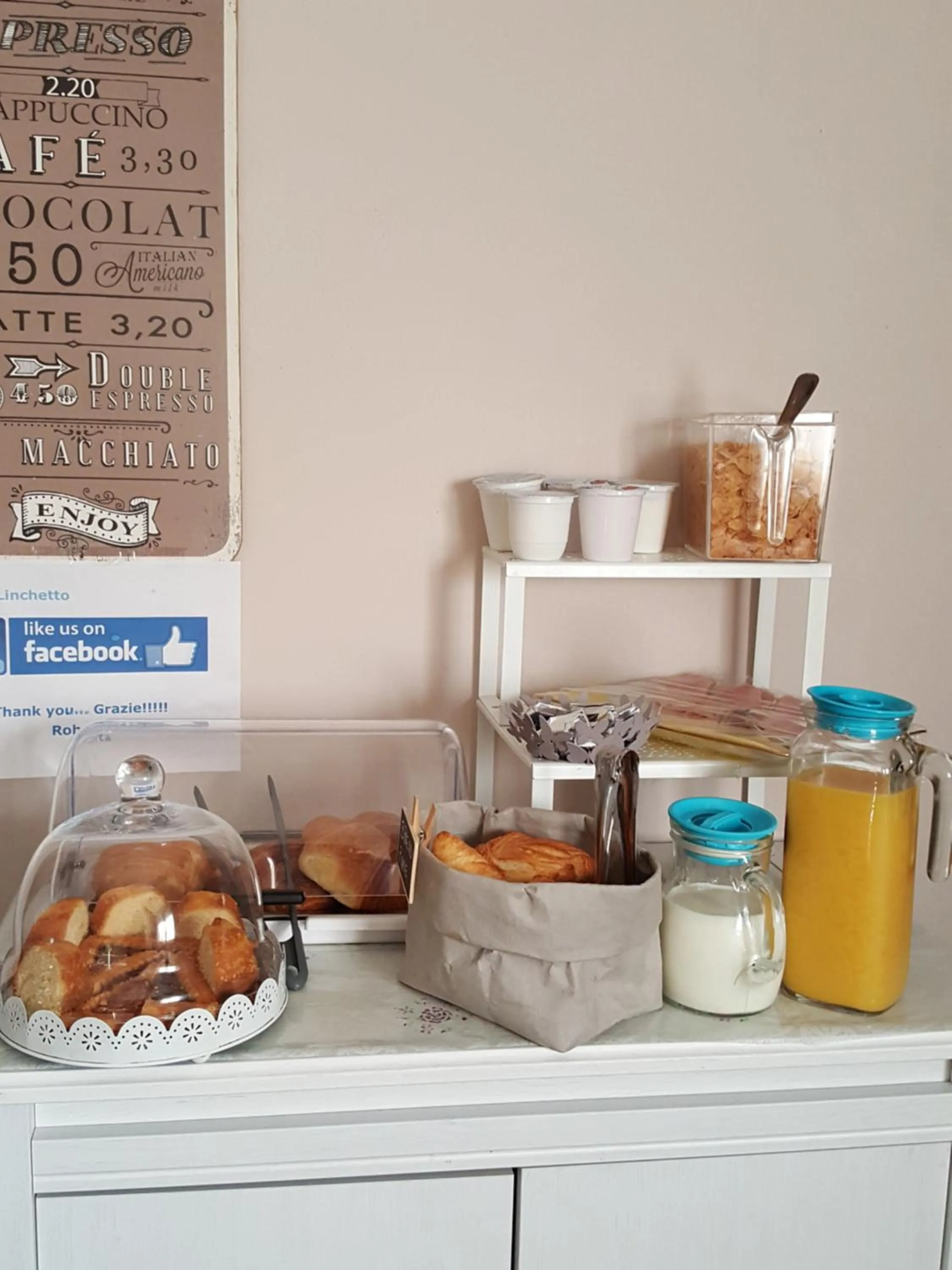 Buffet breakfast in Il Linchetto