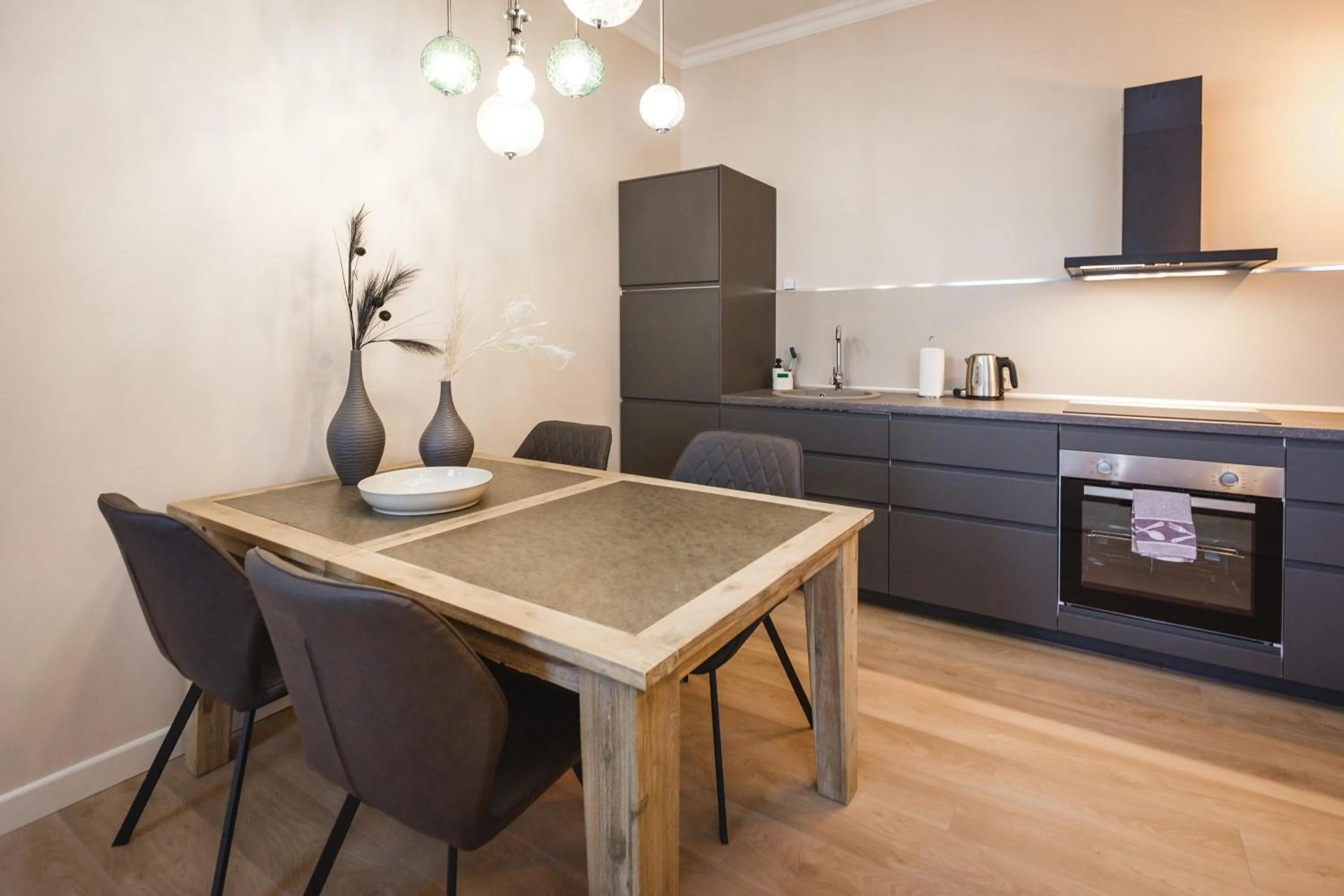 kitchen in Bearsleys Downtown Apartments