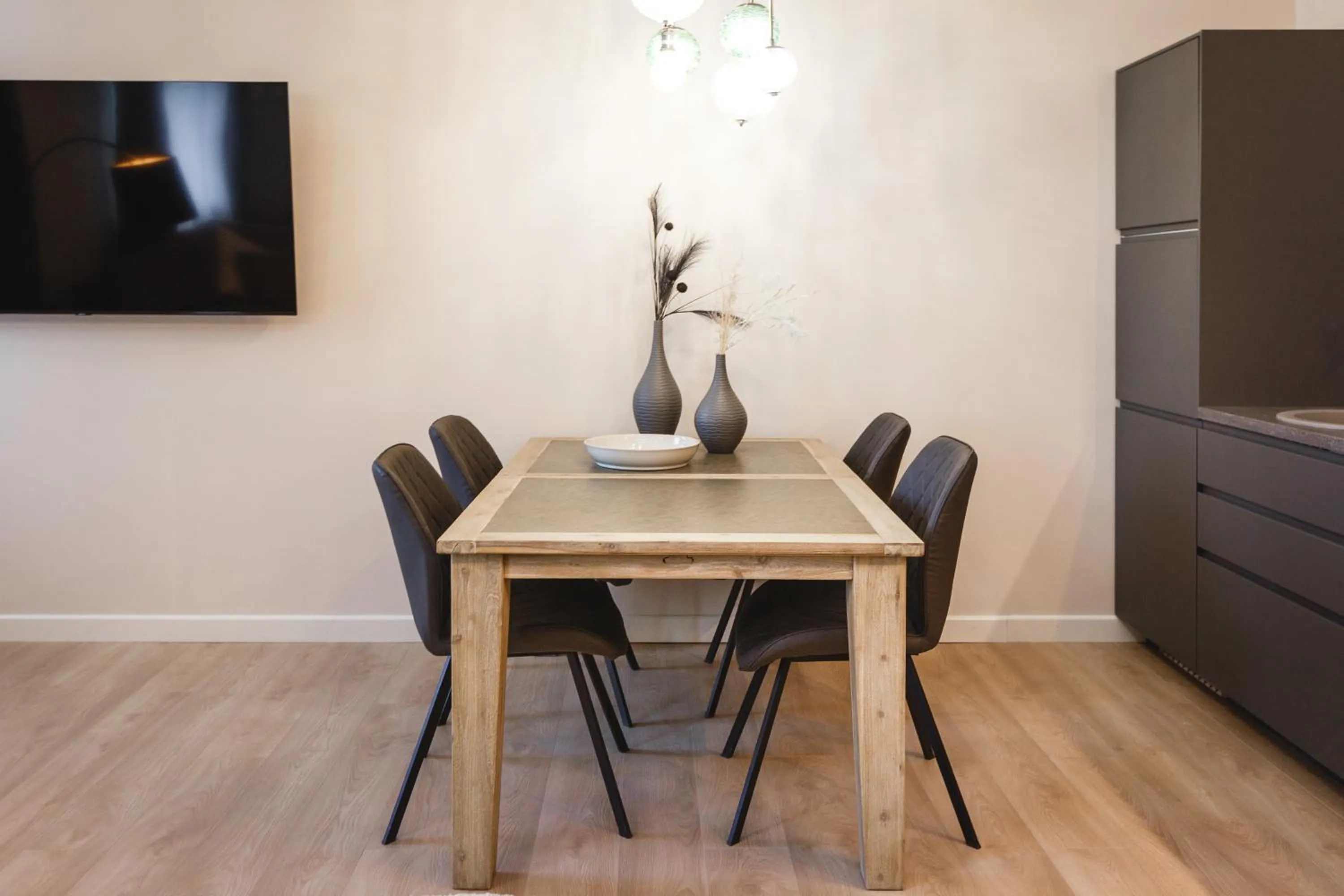 Dining area in Bearsleys Downtown Apartments