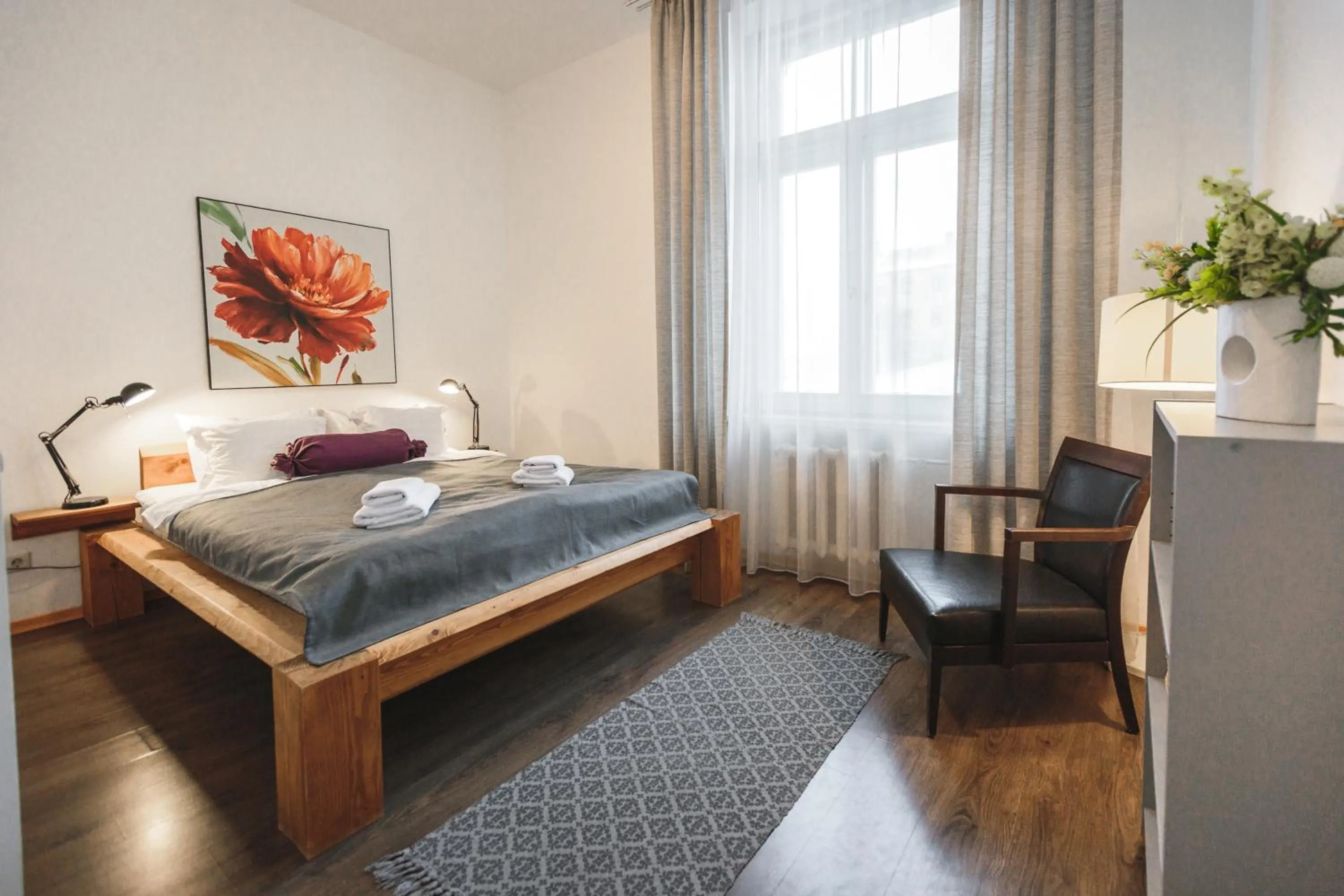 Bed in Bearsleys Downtown Apartments