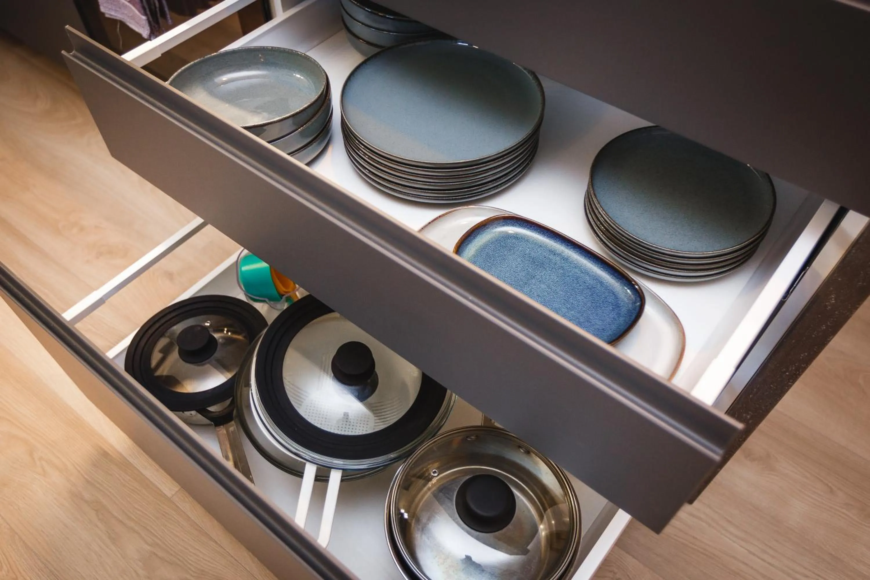 kitchen in Bearsleys Downtown Apartments