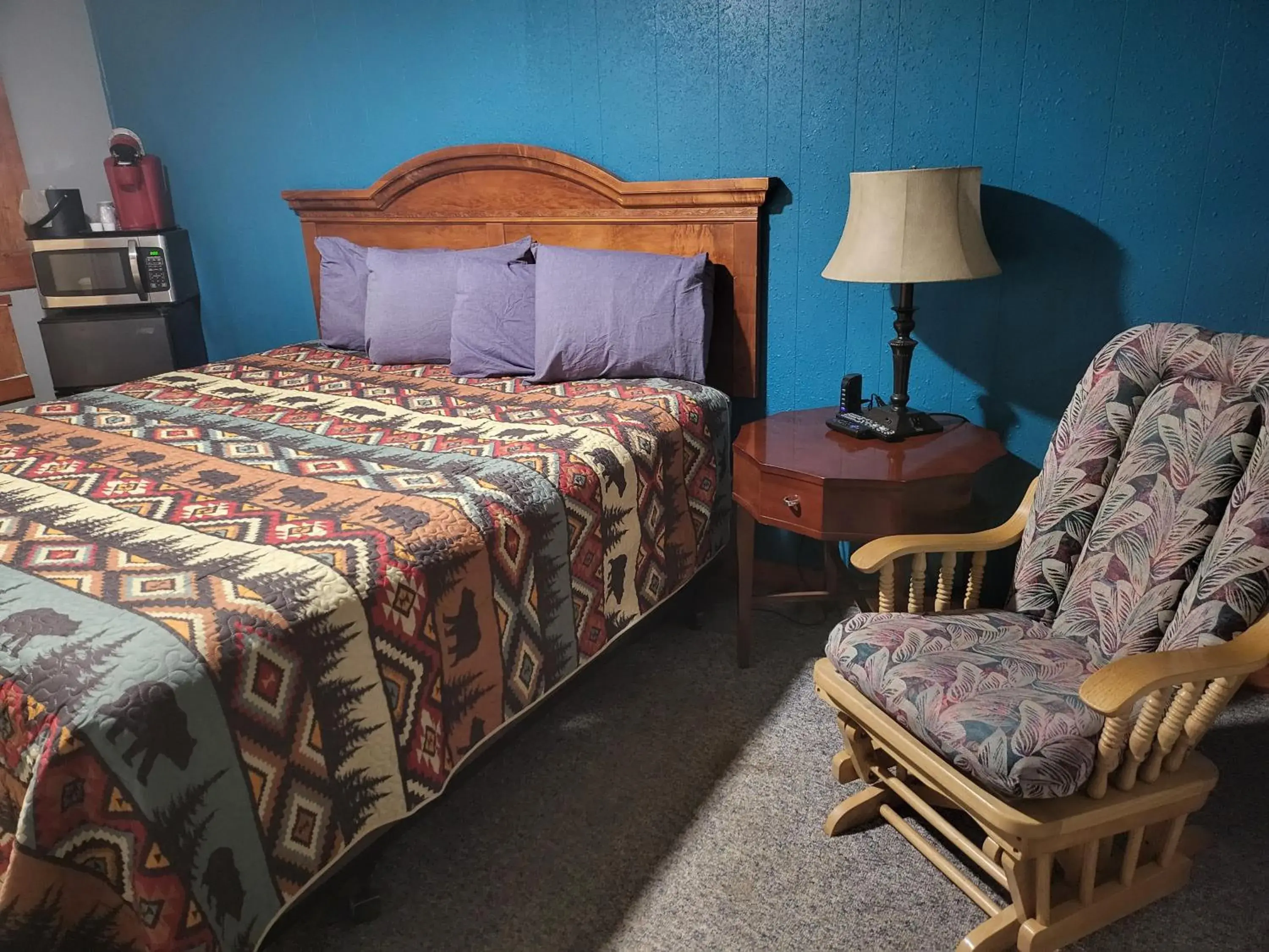 Bedroom, Bed in KJ's Inn and Suites By OYO Gettysburg US Hwy 212 Bedroom, Bed in KJ's Inn and Suites By OYO Gettysburg US Hwy 212