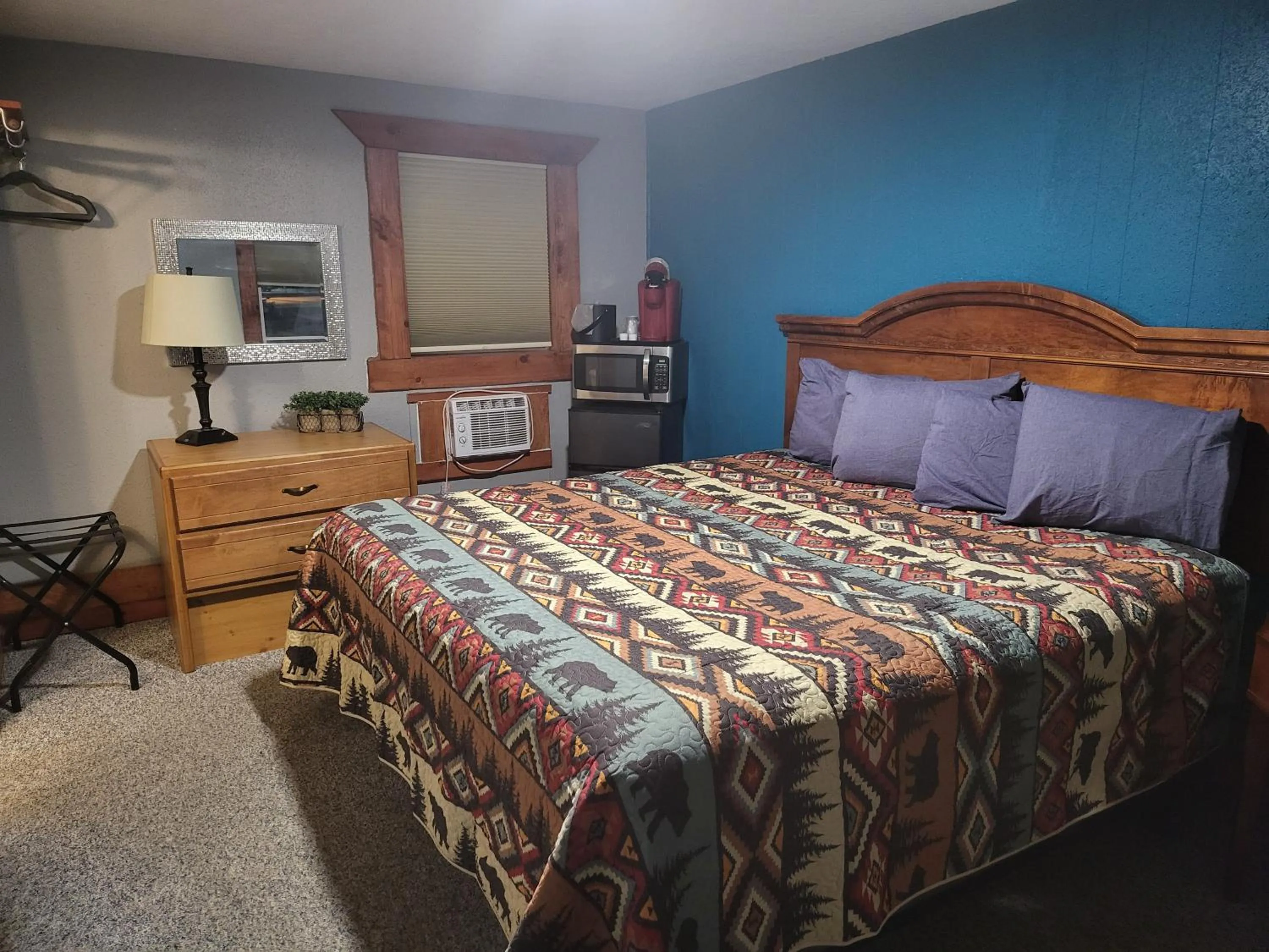 Bedroom, Bed in KJ's Inn and Suites By OYO Gettysburg US Hwy 212