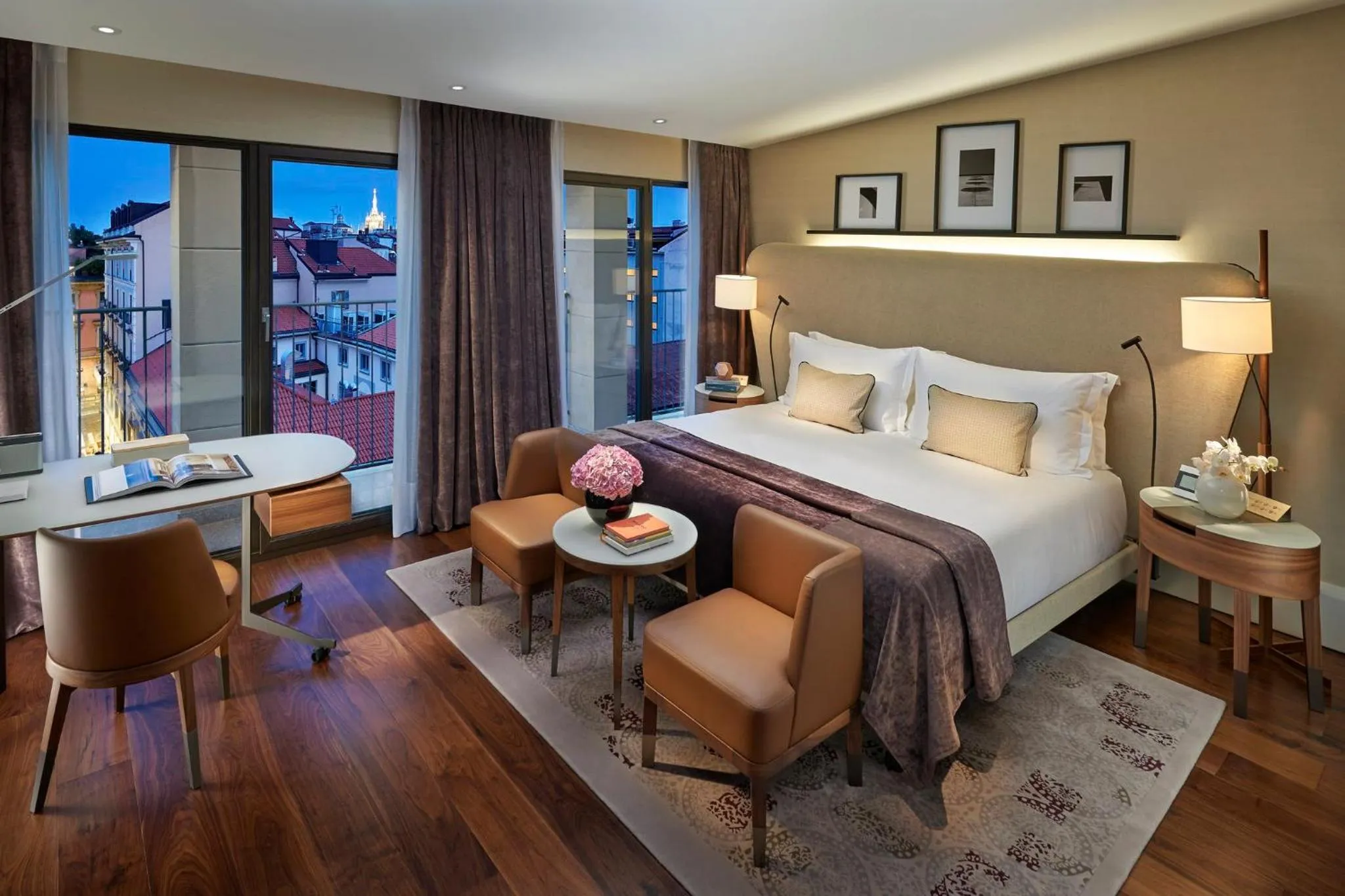 Photo of the whole room, Bed in Mandarin Oriental, Milan