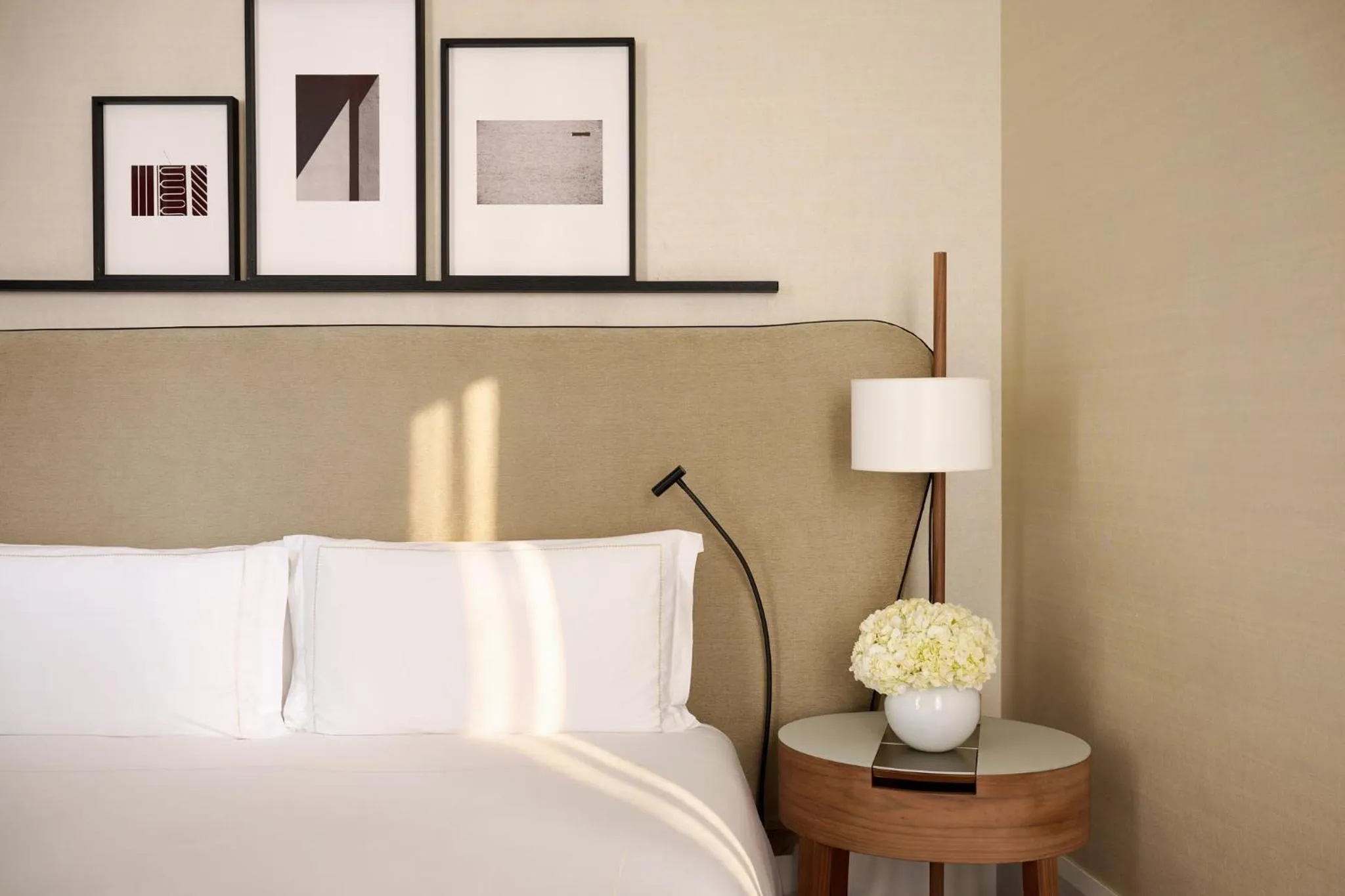 Photo of the whole room, Bed in Mandarin Oriental, Milan