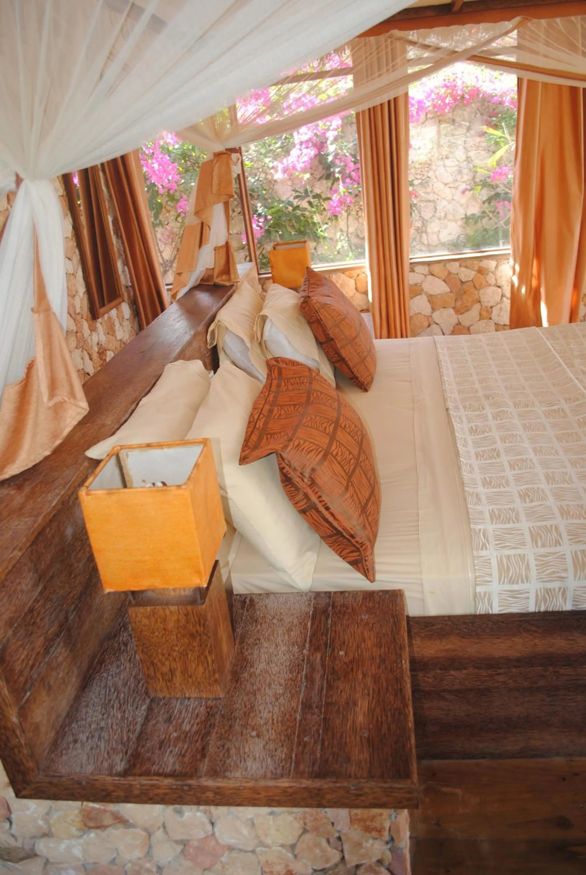 Bed in Seasons Lodge Zanzibar