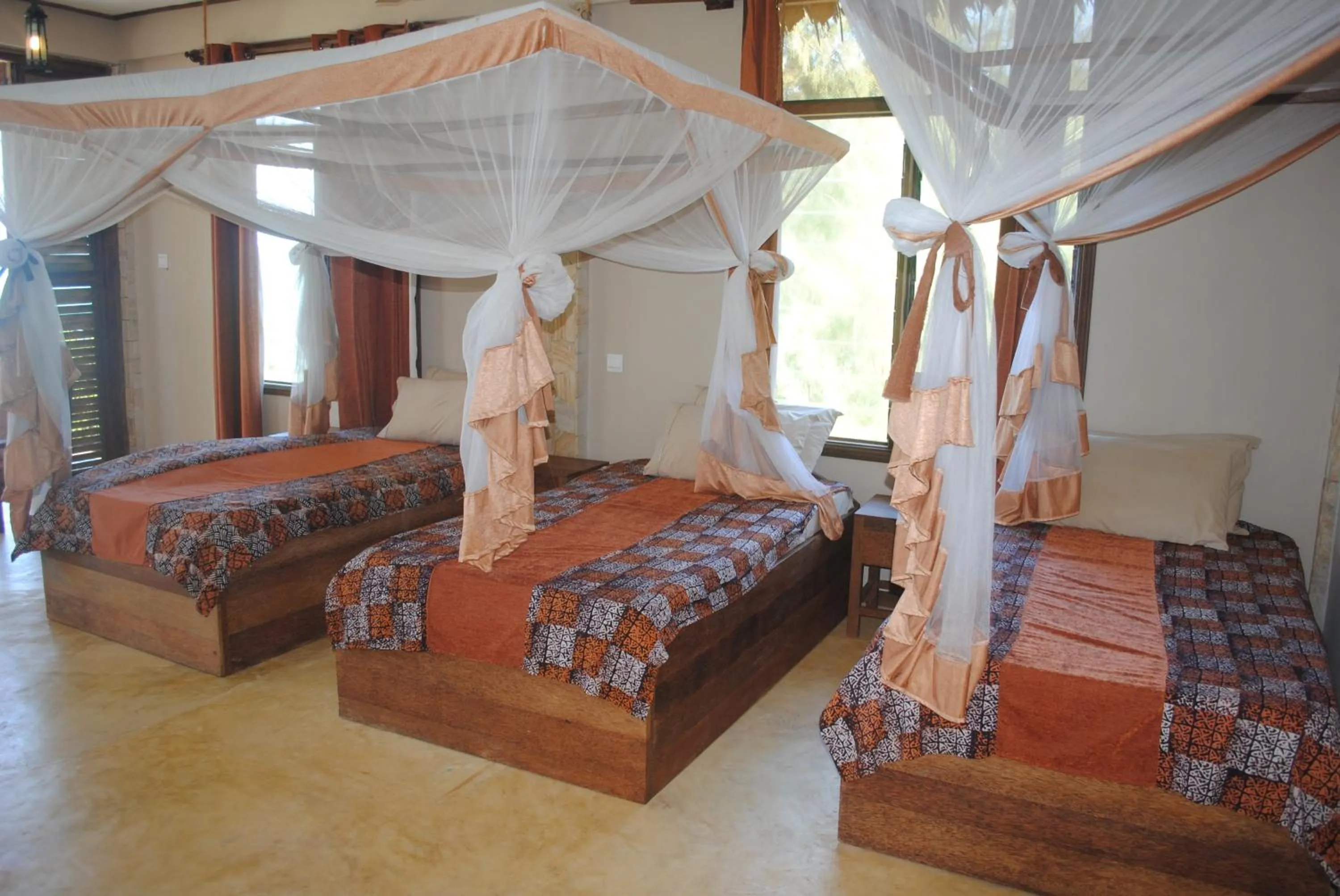 Bed in Seasons Lodge Zanzibar