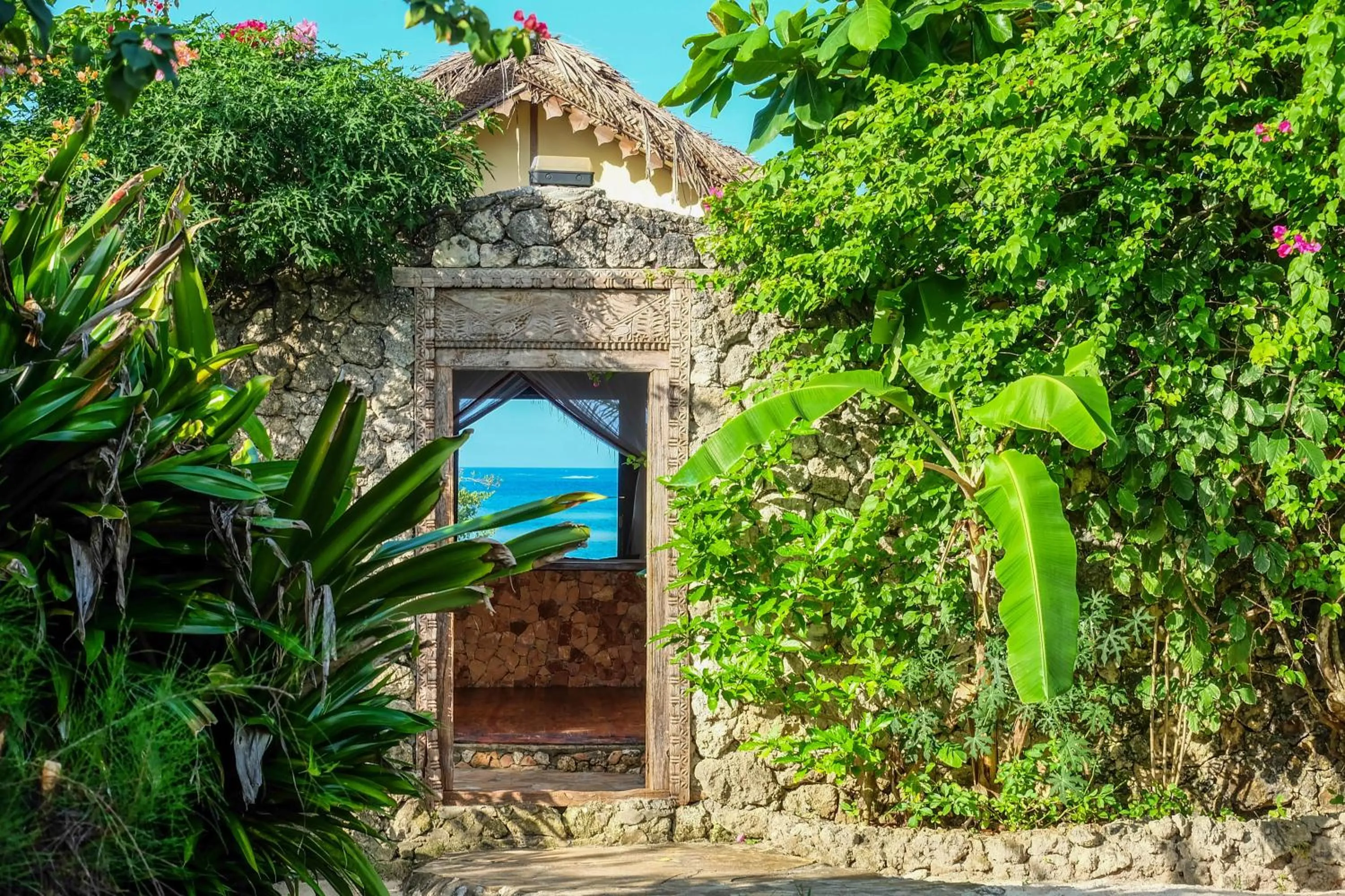 Facade/entrance in Seasons Lodge Zanzibar