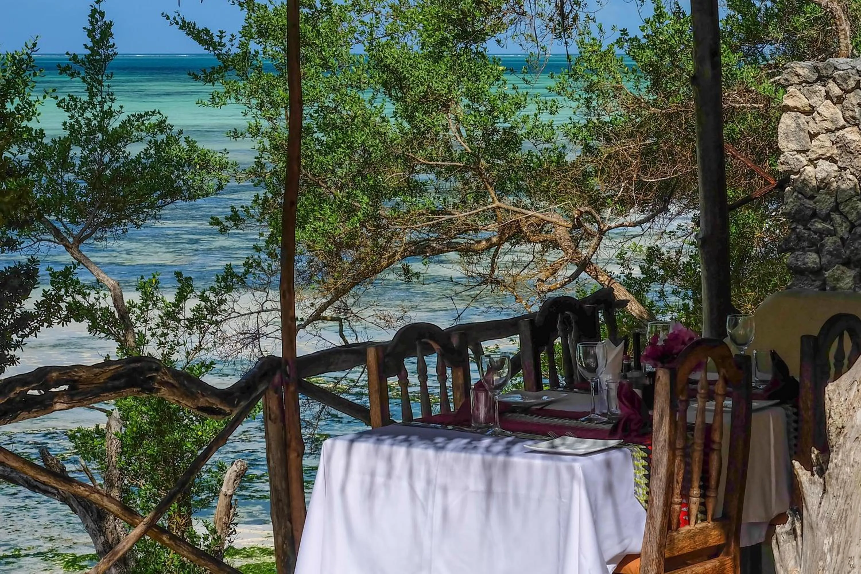Breakfast in Seasons Lodge Zanzibar