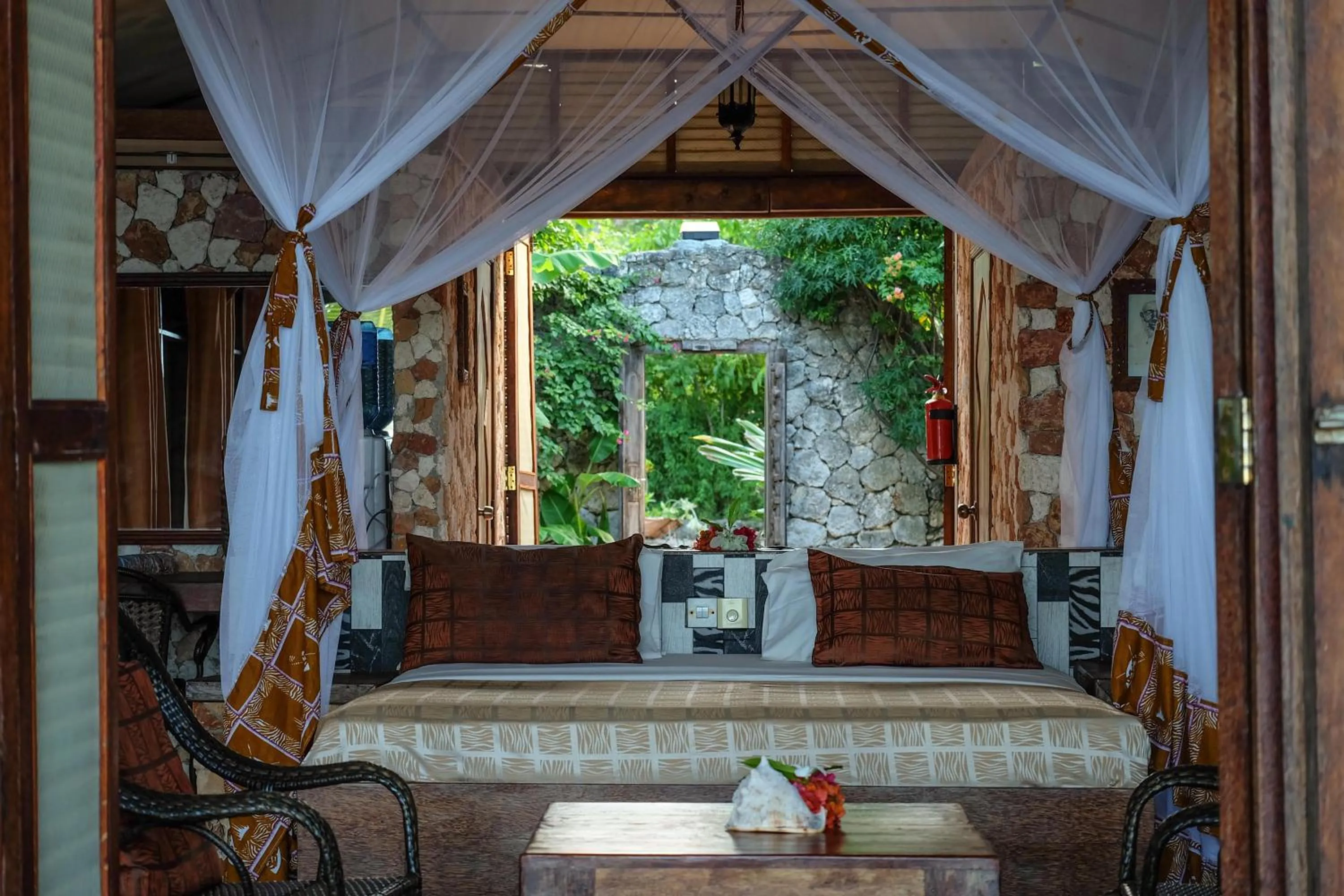 Bed in Seasons Lodge Zanzibar