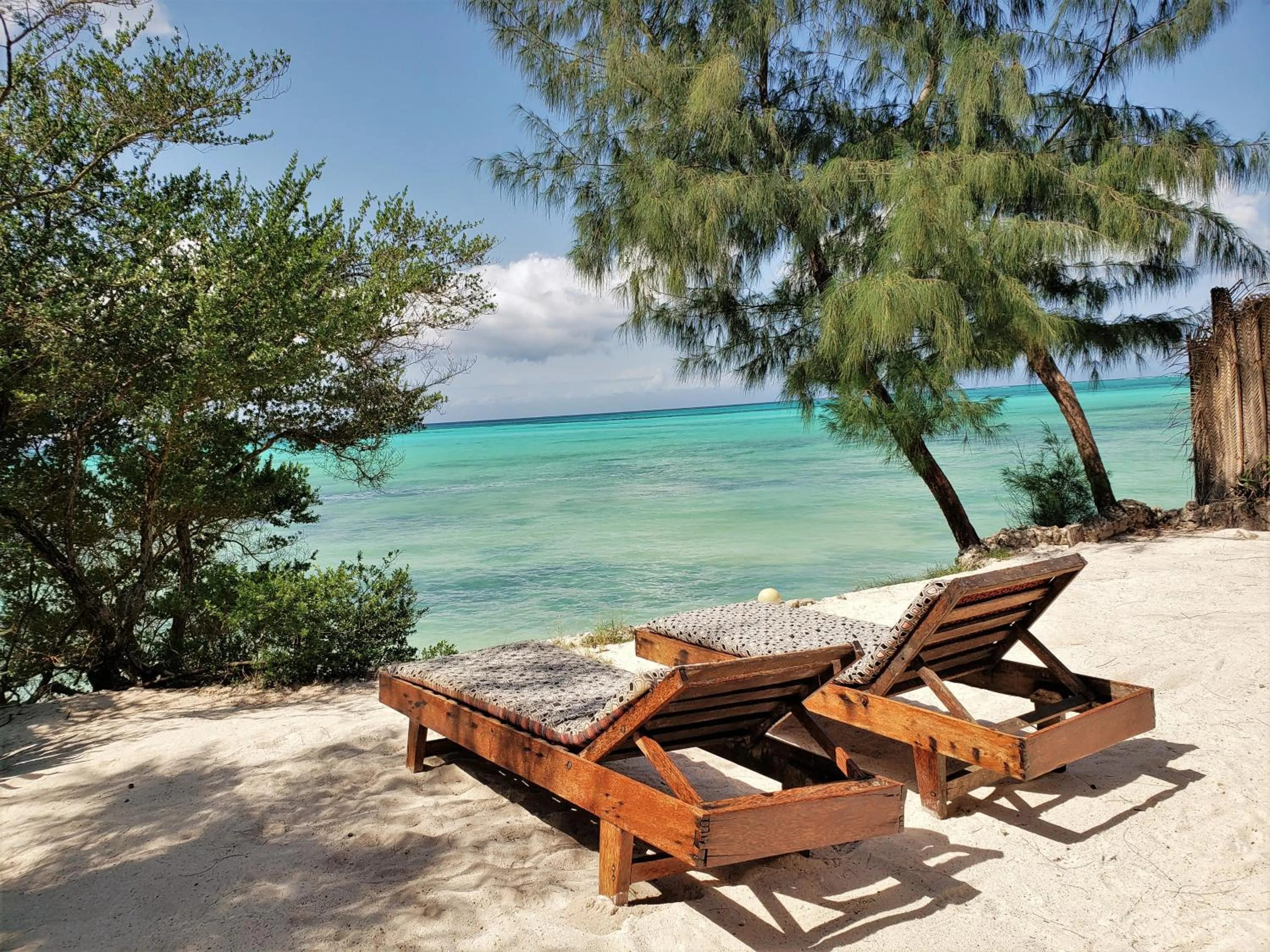 Beach in Seasons Lodge Zanzibar