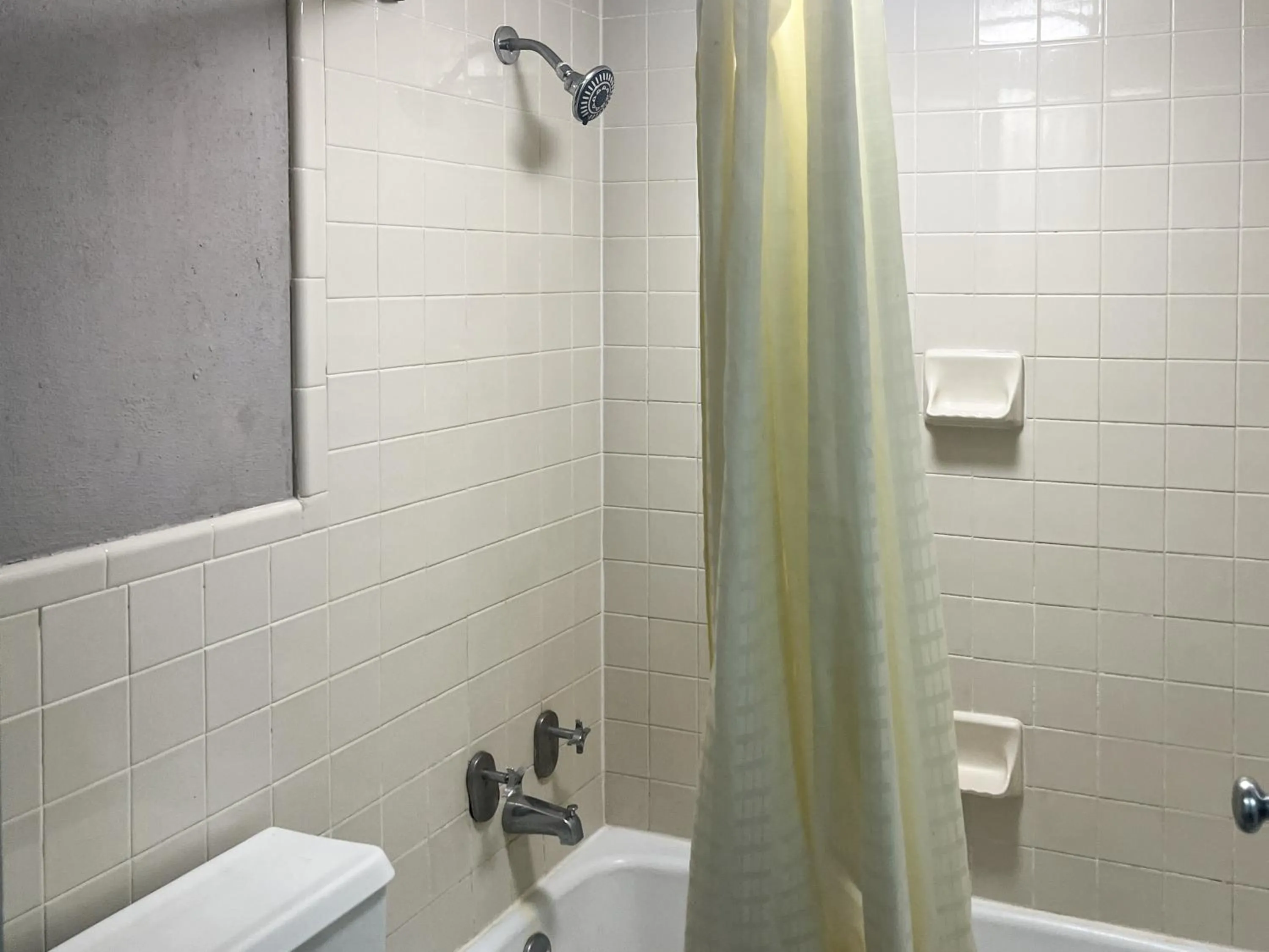 Bathroom in Motel 6 Lugoff, SC