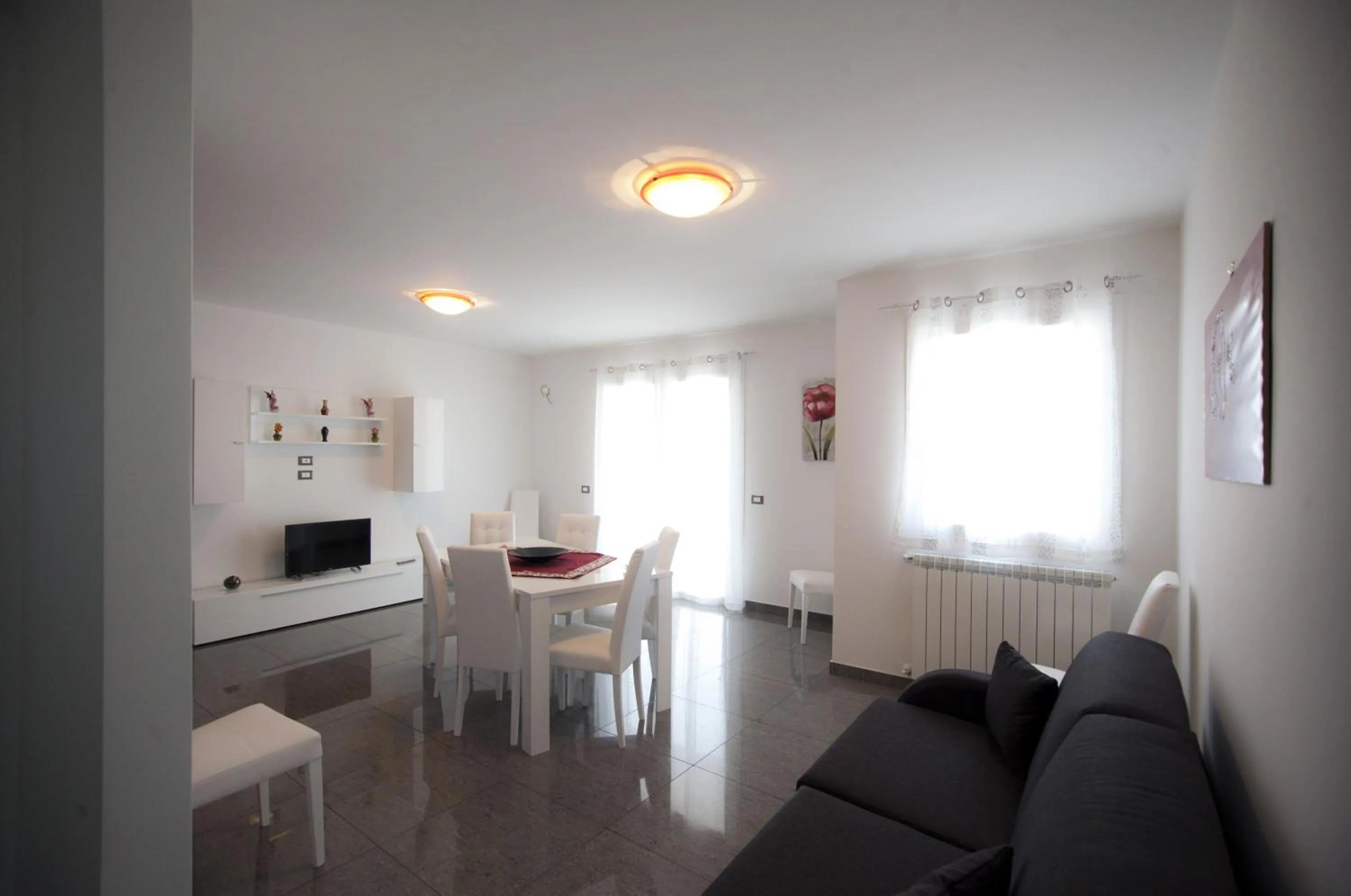 Kitchen or kitchenette in Case Vacanze Adelaide
