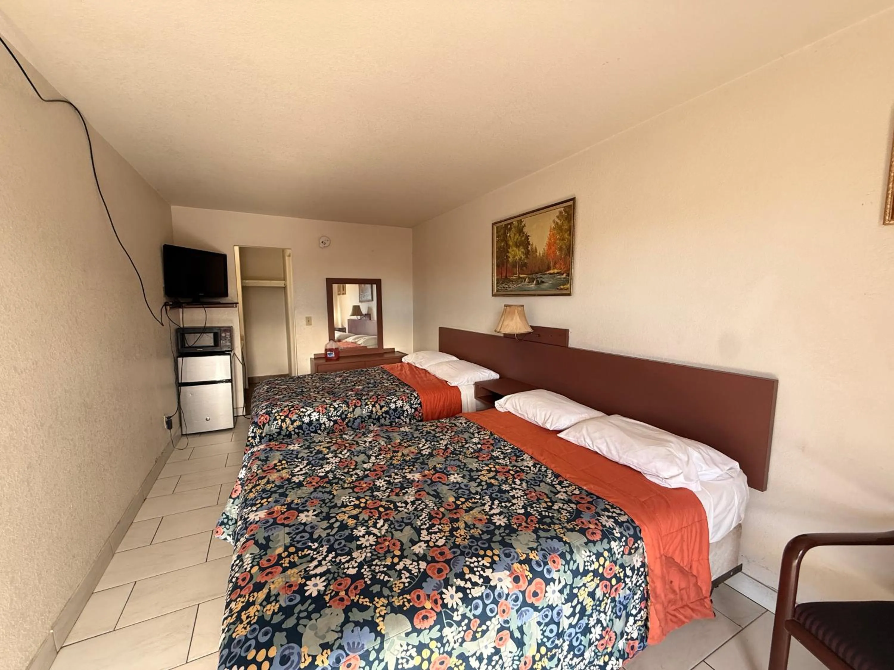 Bedroom, Bed in Del Rio Hotel O near Mesa Downtown