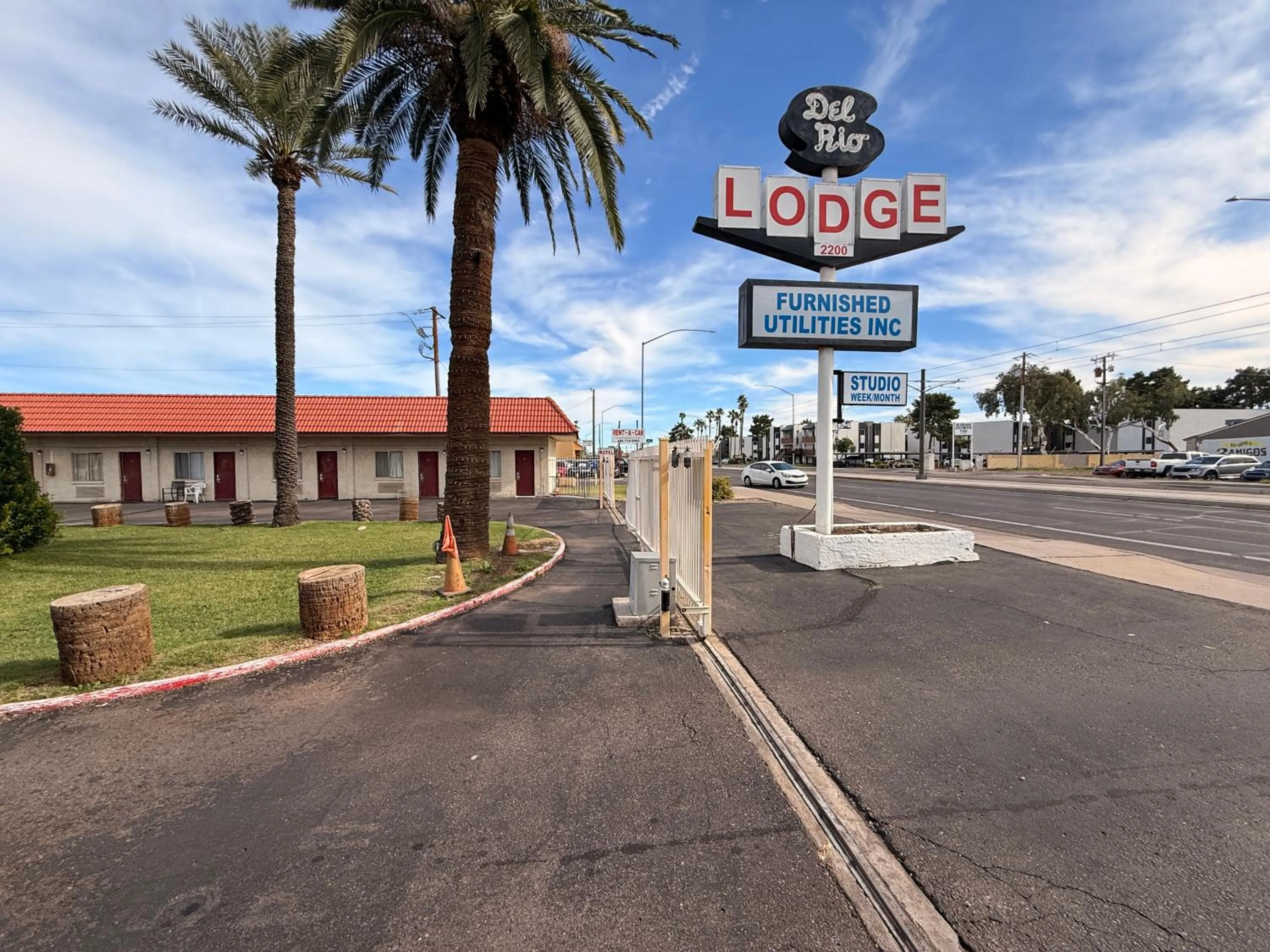 Facade/entrance in Del Rio Hotel O near Mesa Downtown