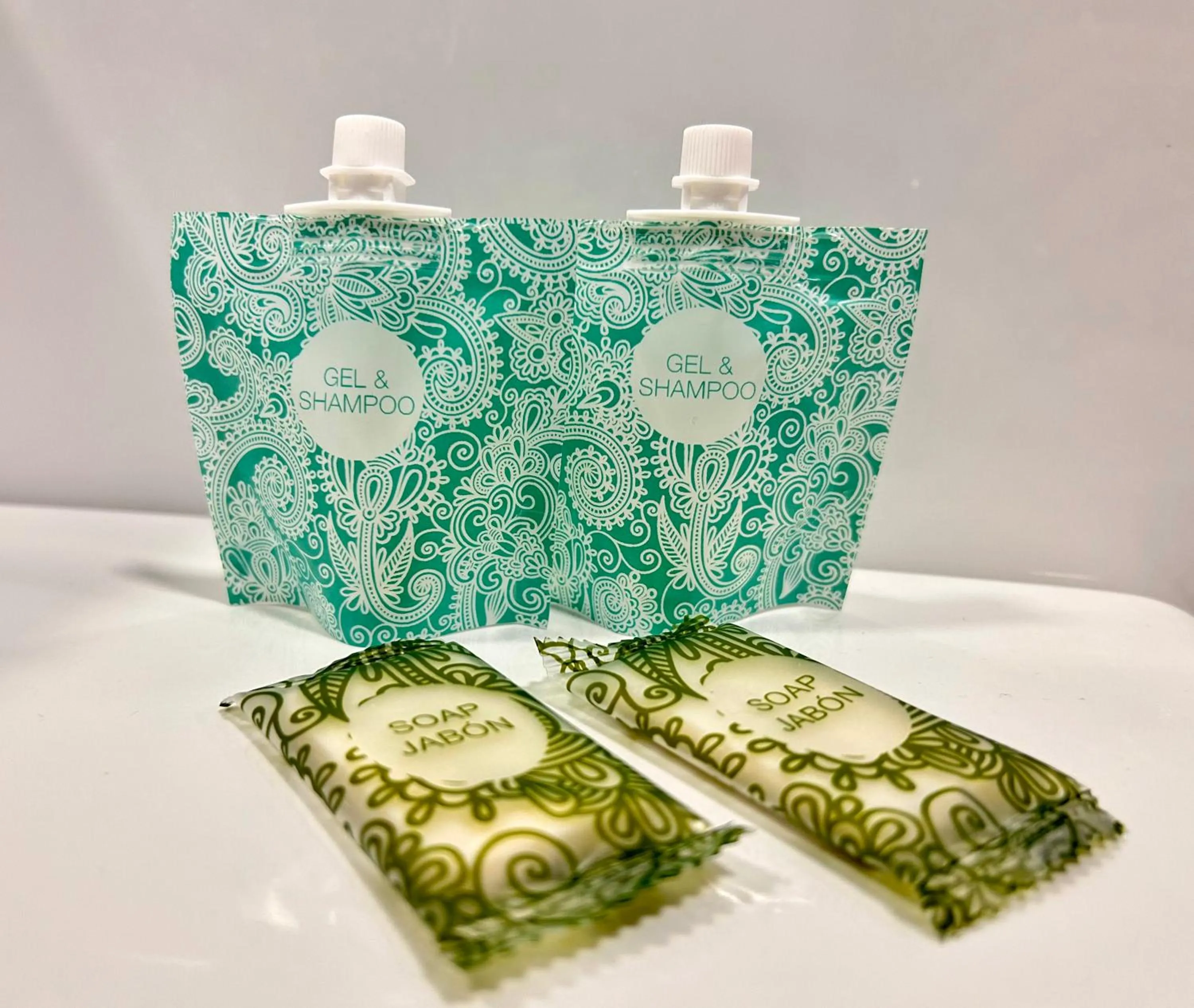 Bathroom in Pensión La Orozca Benidorm