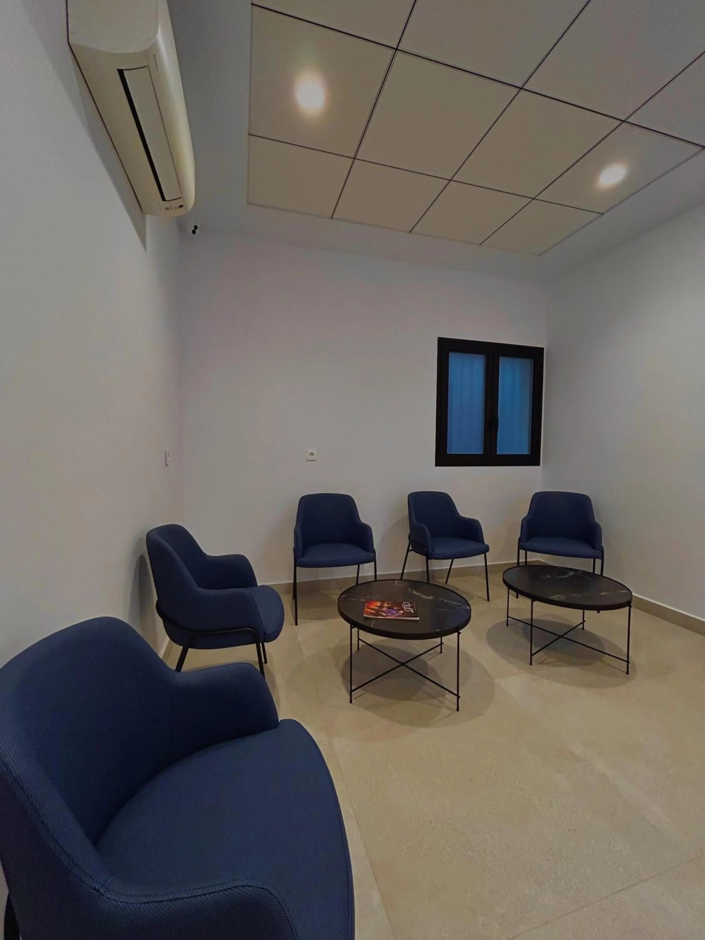 Communal lounge/ TV room in Pensión La Orozca Benidorm