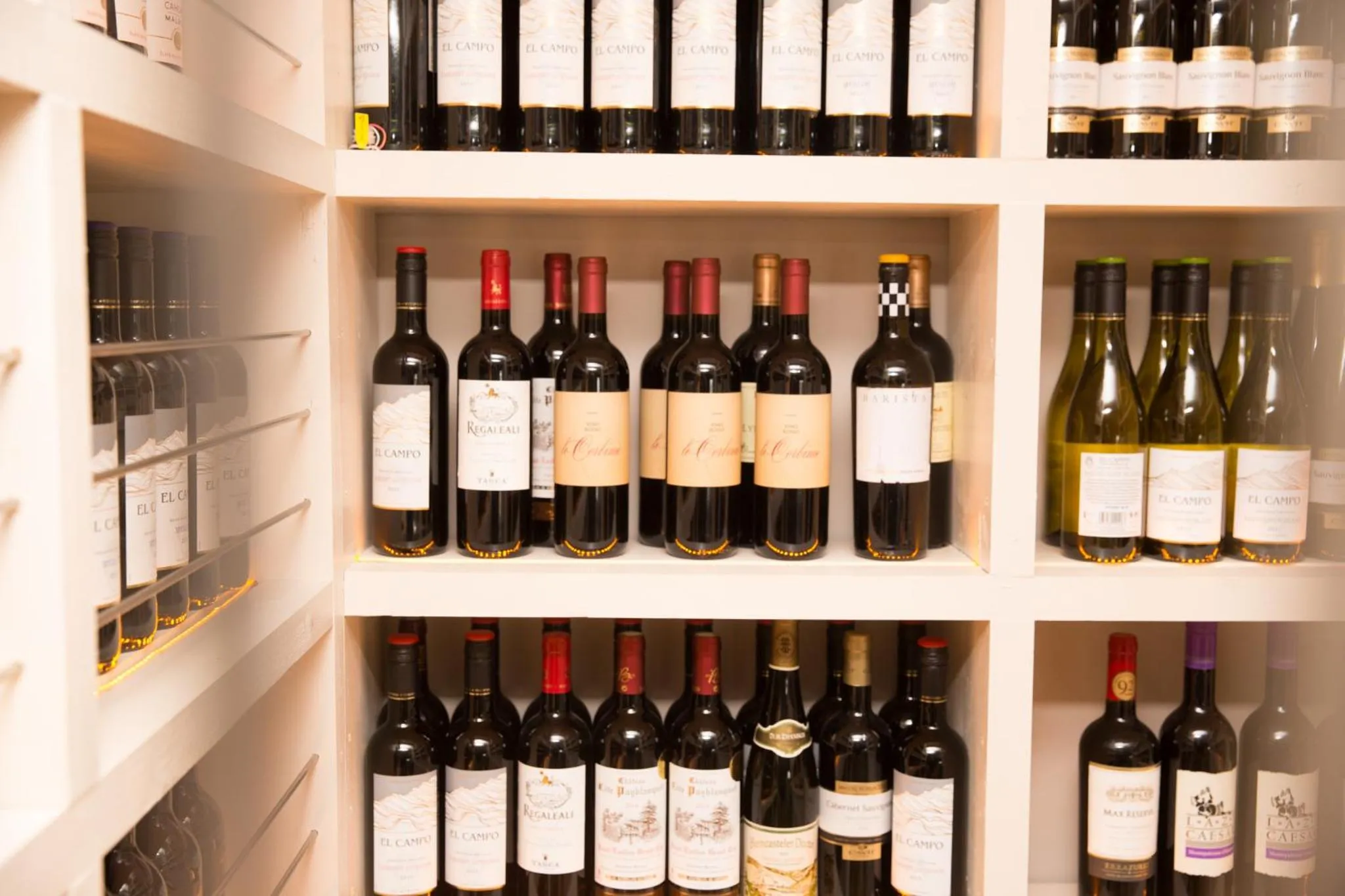 Drinks in Airport View Hotel and Secret Spa