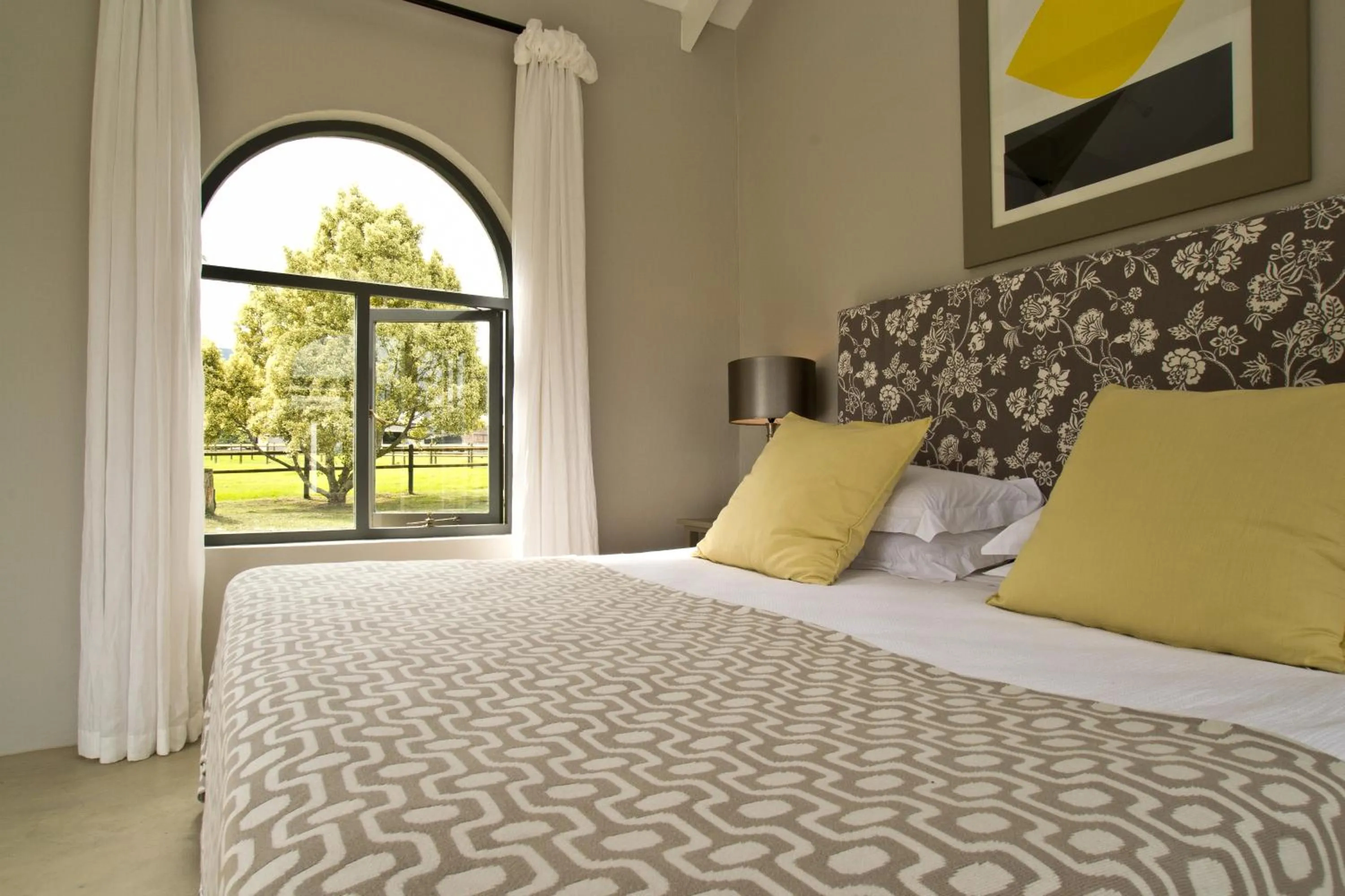 Bedroom, Bed in Kay and Monty Vineyard View