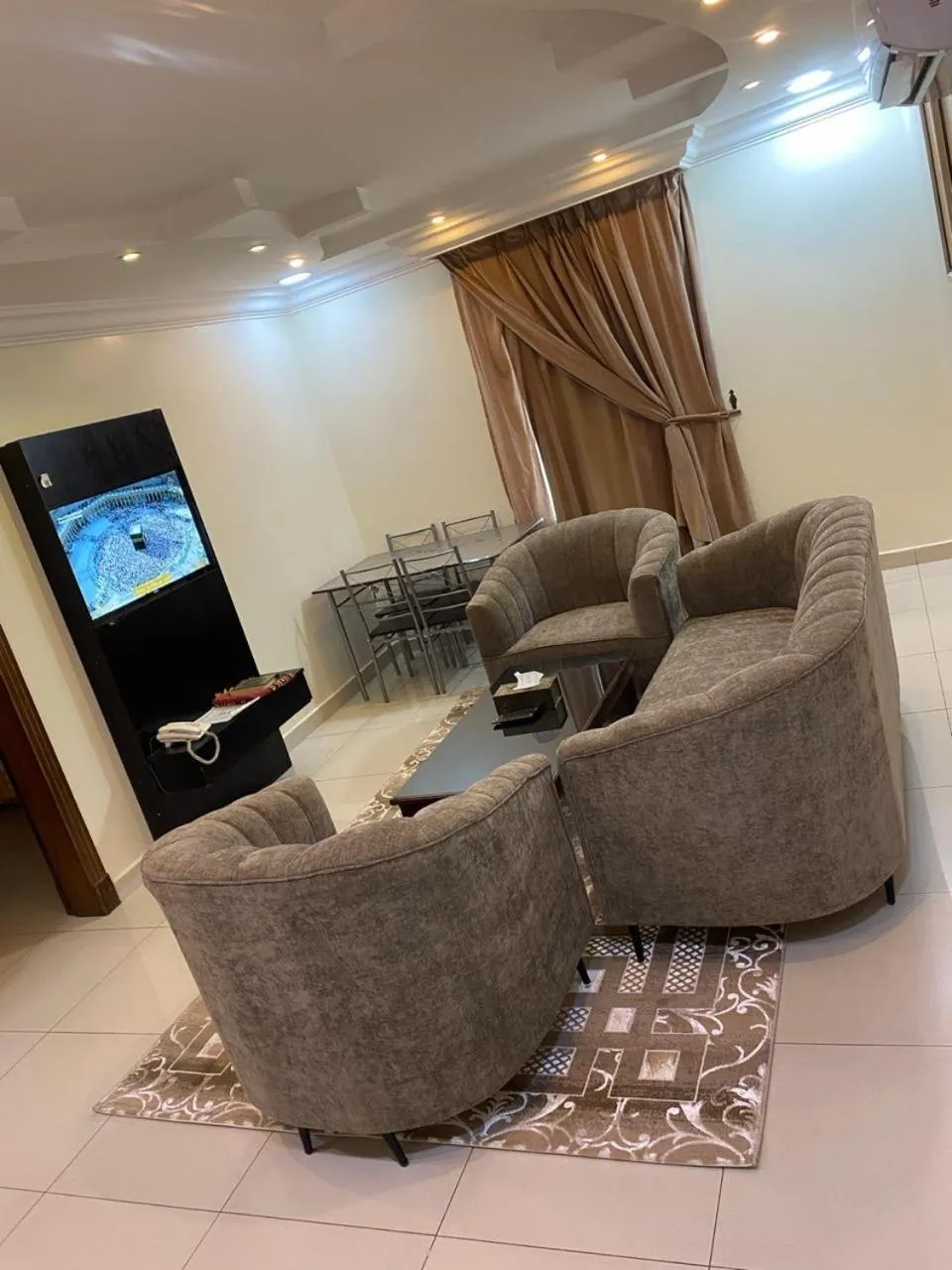 Hona Al Holm Furnished Units