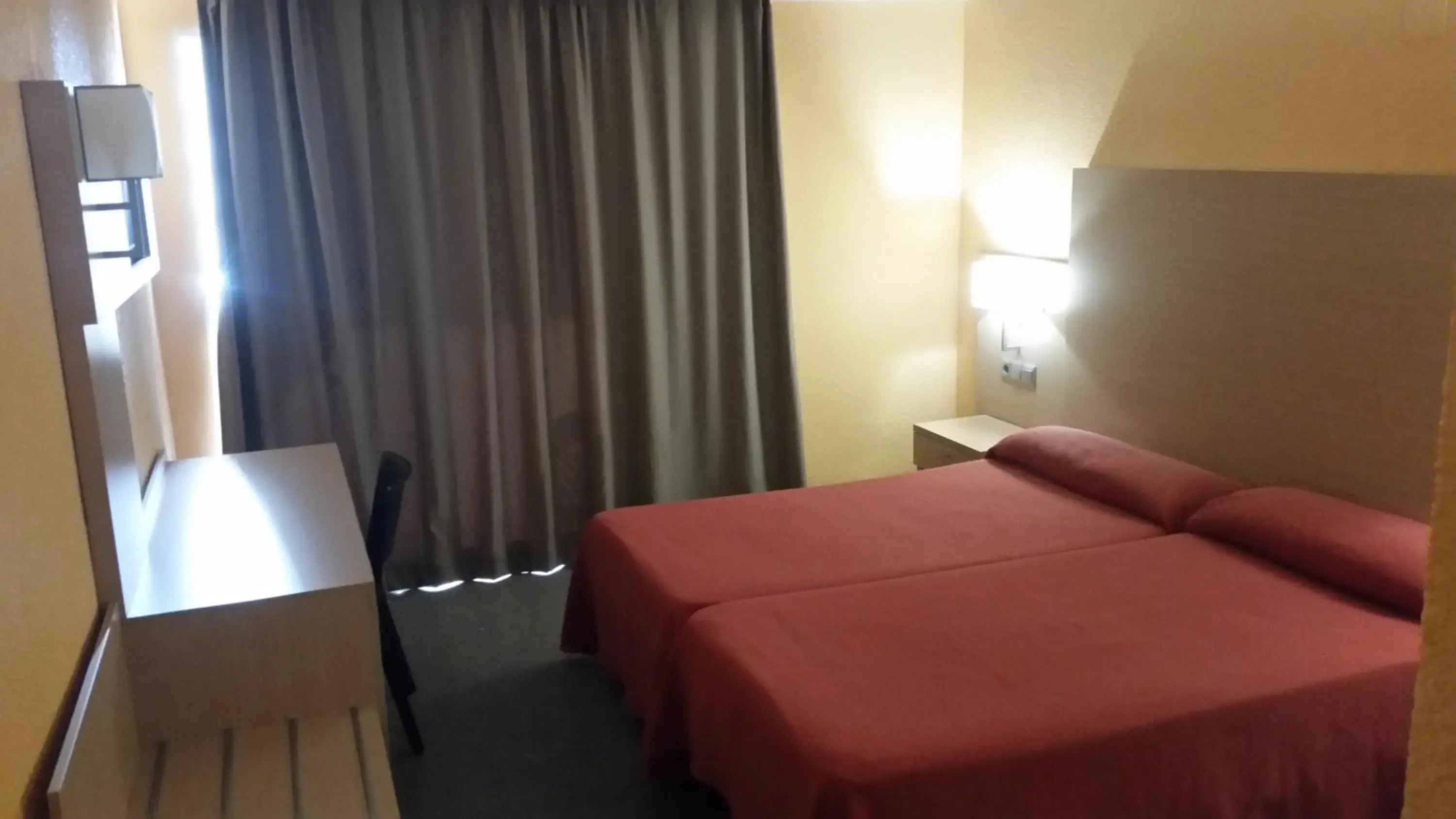 Photo of the whole room, Bed in Mont-Park Photo of the whole room, Bed in Mont-Park