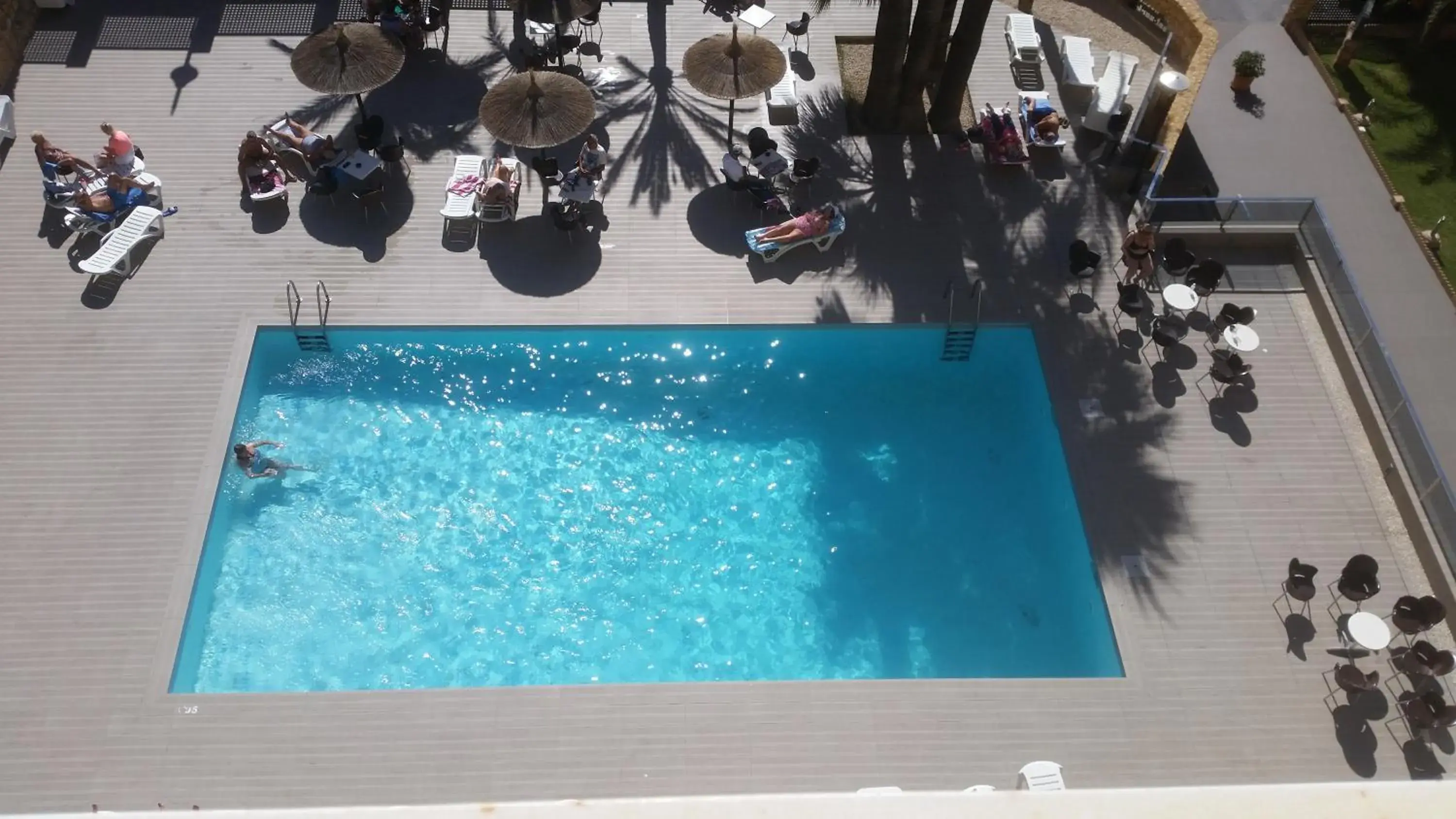 Swimming pool in Mont-Park Swimming pool in Mont-Park