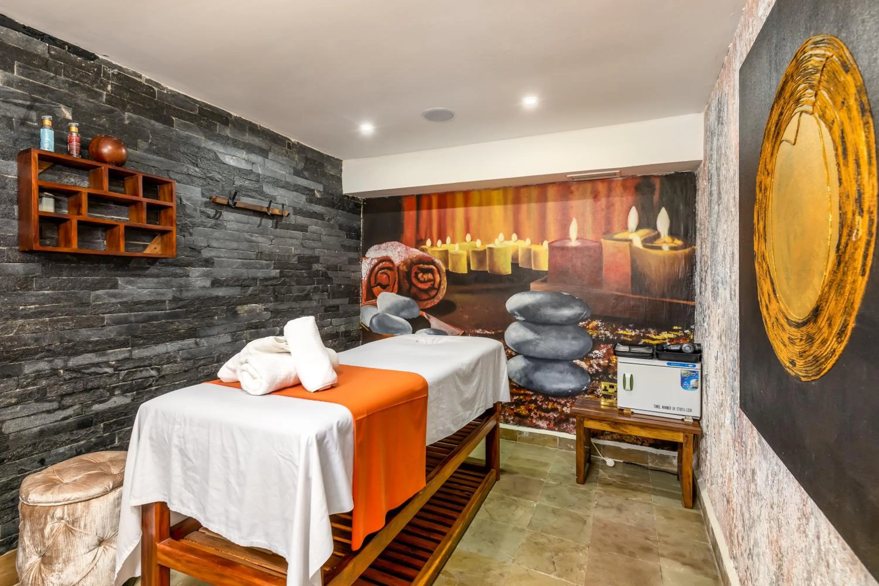 Massage in The Emin Pasha Hotel & Spa Kampala