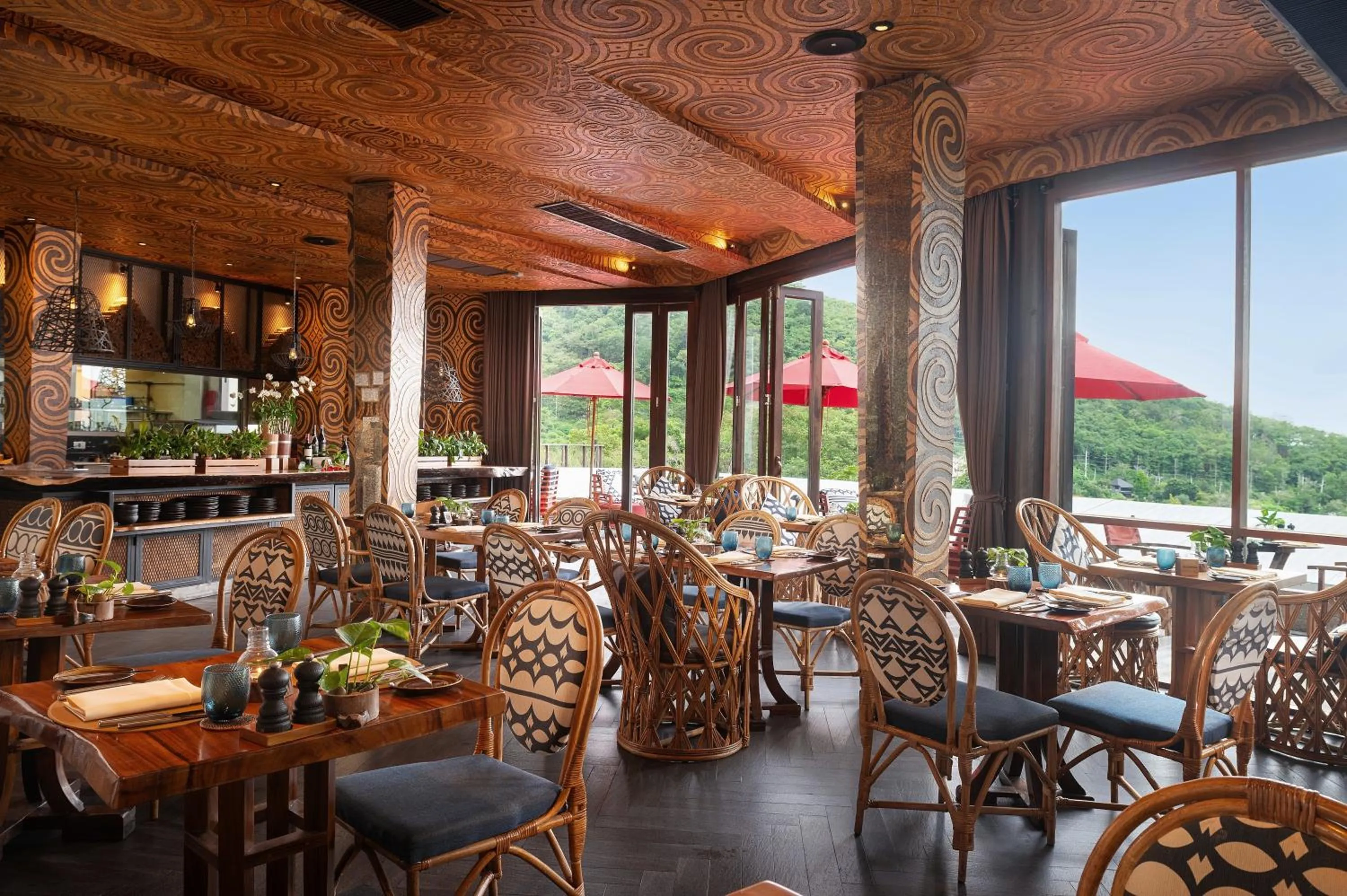 Restaurant/places to eat in Keemala