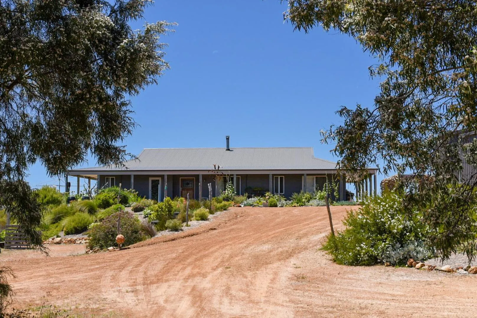 Property building in Bremer Bay B&B