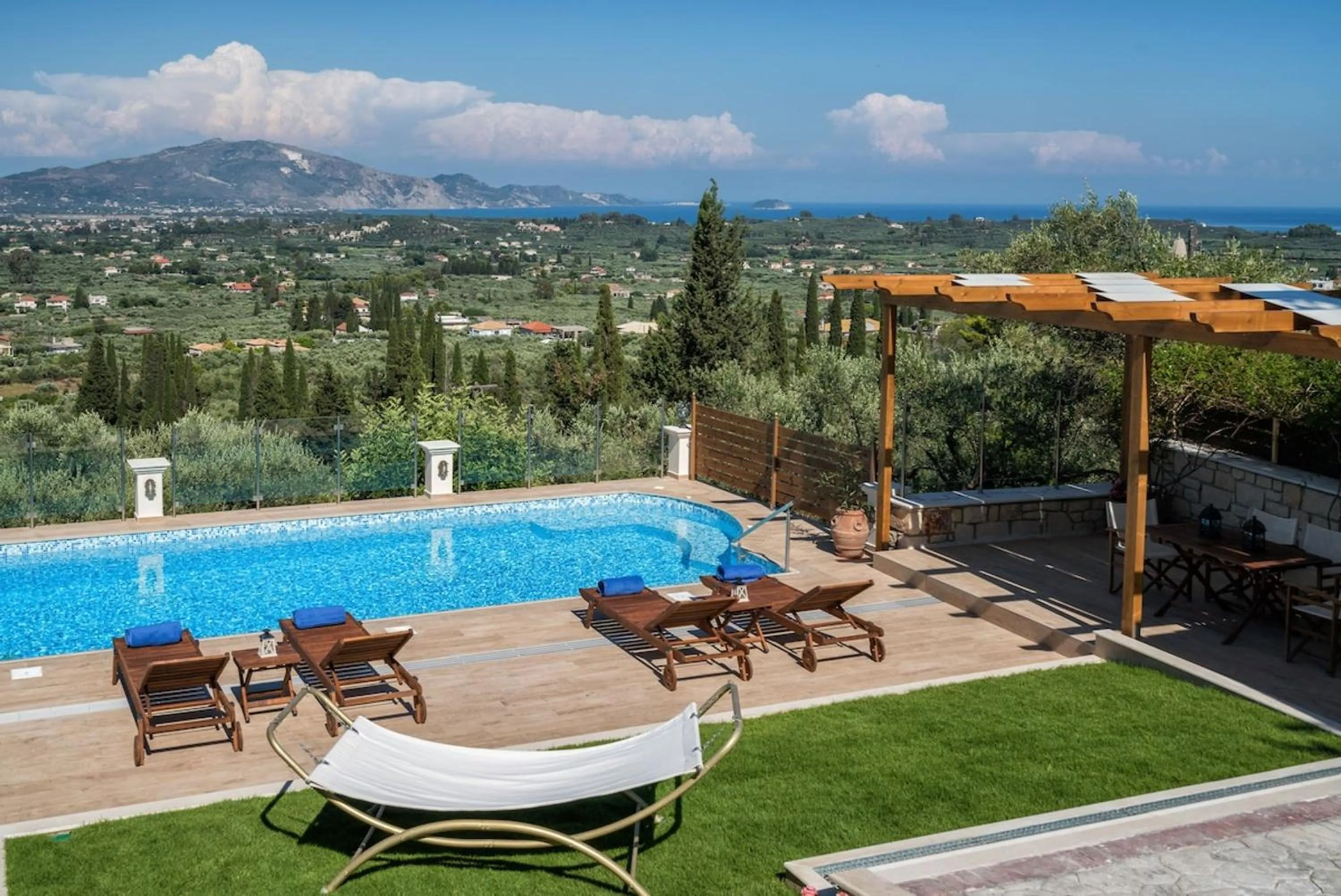 Villa Clairy 3-Bedroom Villa with Private Pool