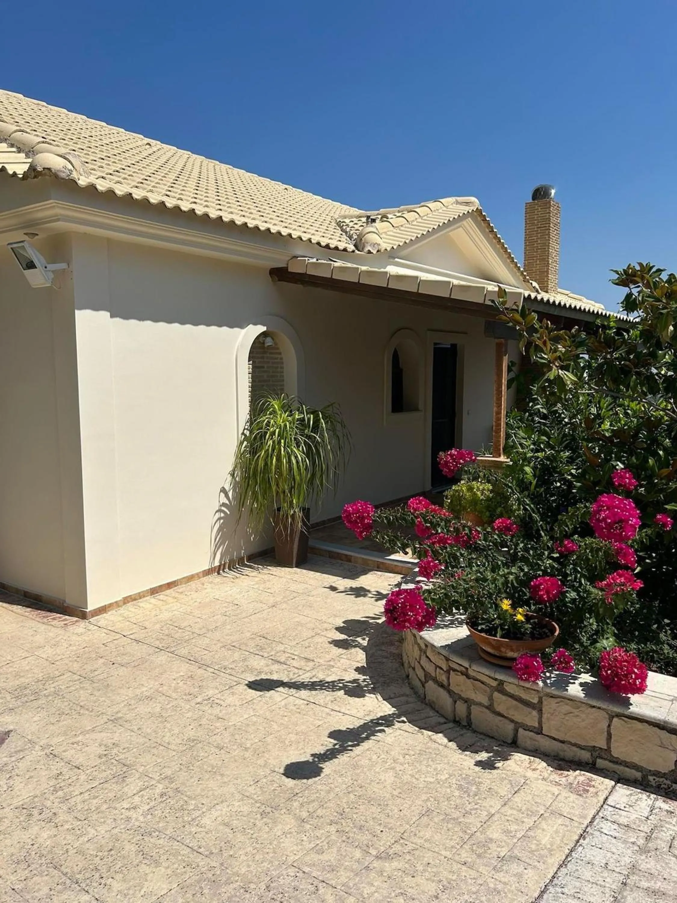 Villa Clairy 3-Bedroom Villa with Private Pool