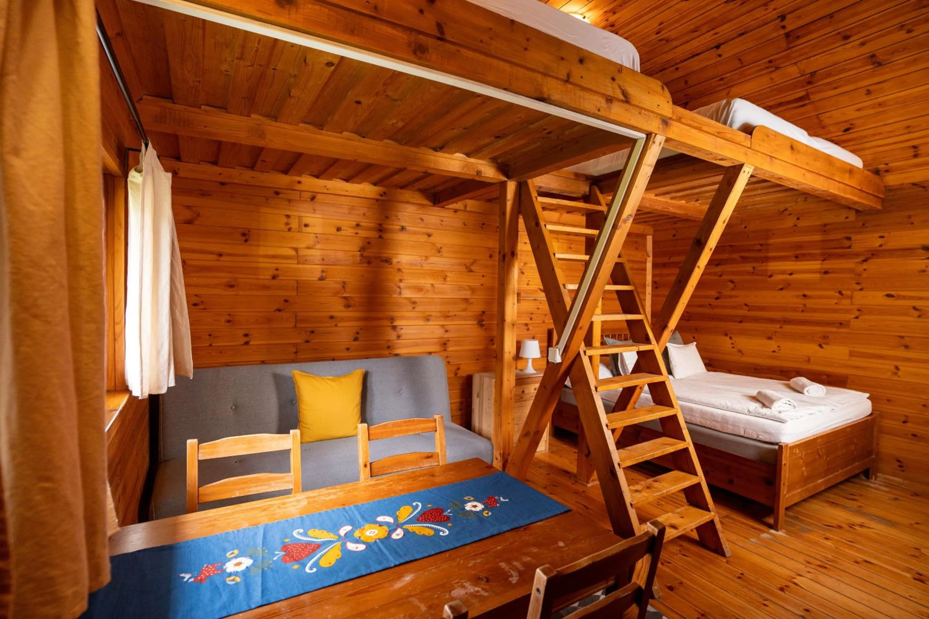 Bed in Szilvásvárad Camping & Apartman