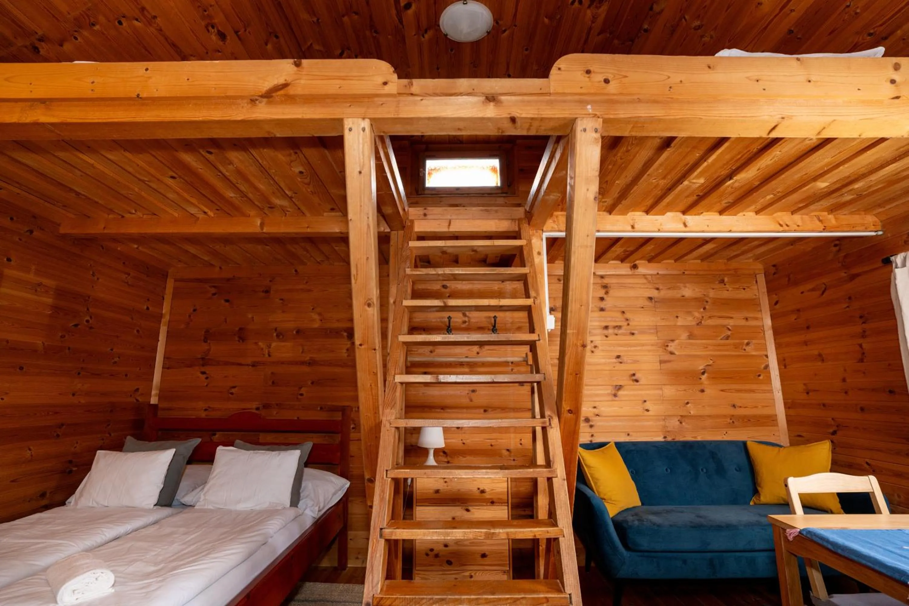 Bed in Szilvásvárad Camping & Apartman
