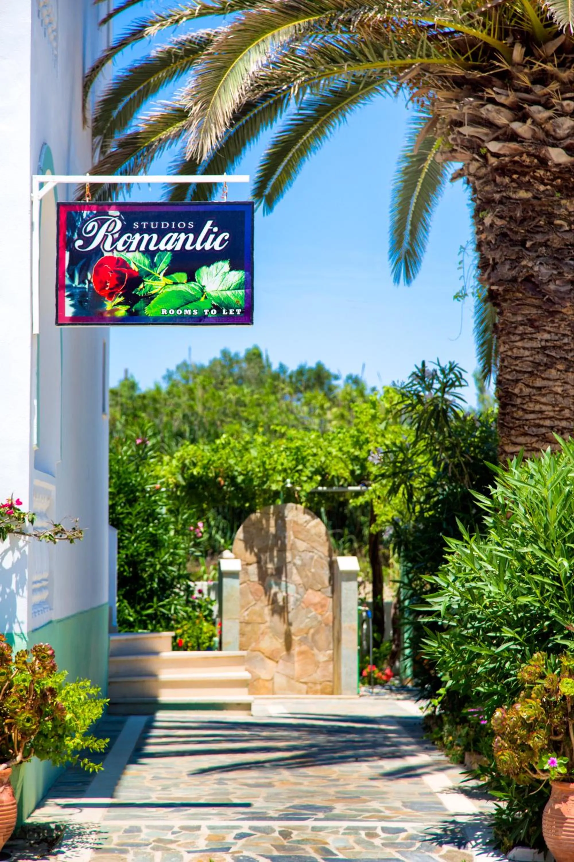 Facade/entrance in Romantic Studios
