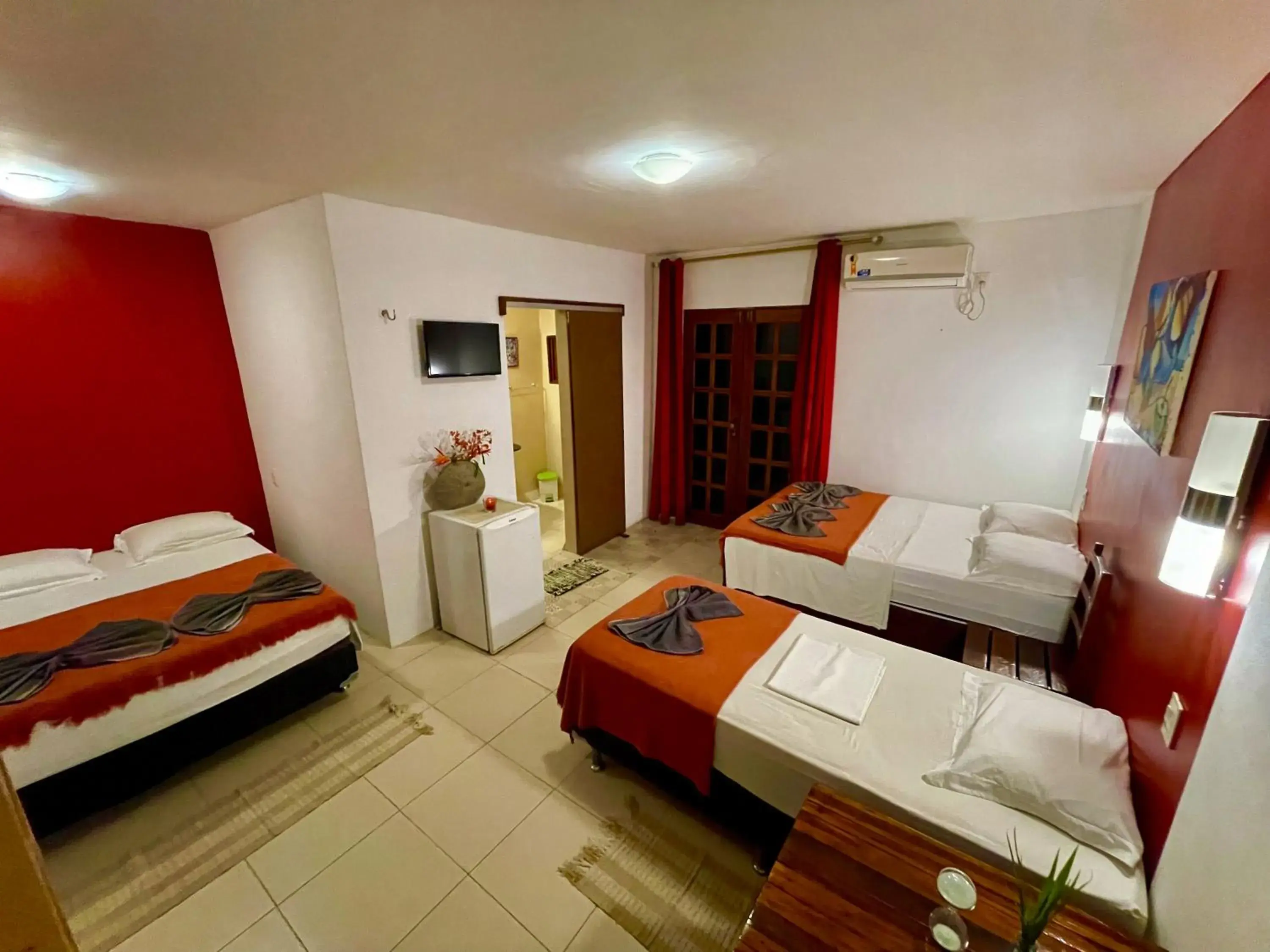 Family Room with Side Sea View in Casa do Jardim- Villa Botanica Family Room with Side Sea View in Casa do Jardim- Villa Botanica