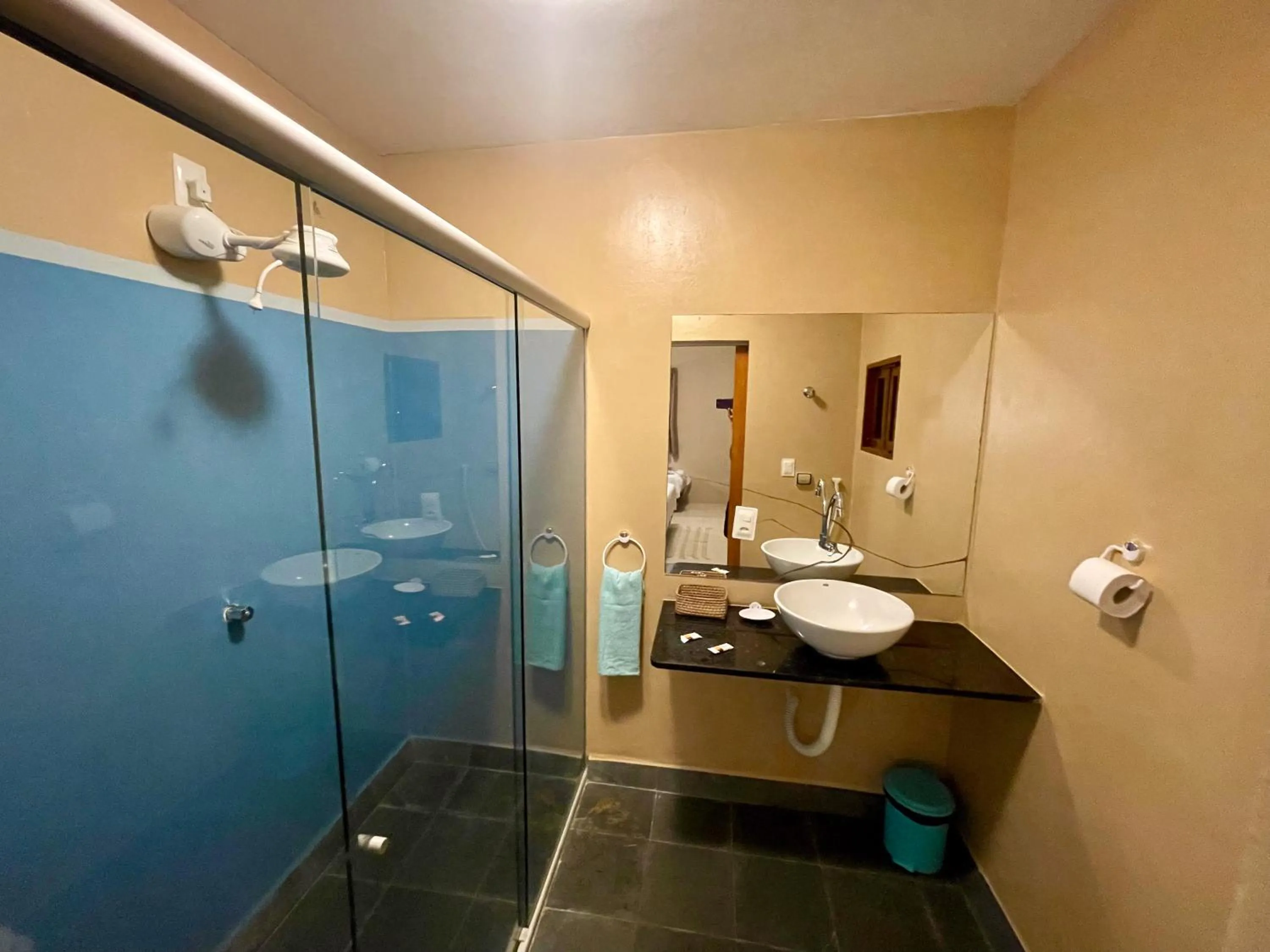 Shower in Casa do Jardim- Villa Botanica