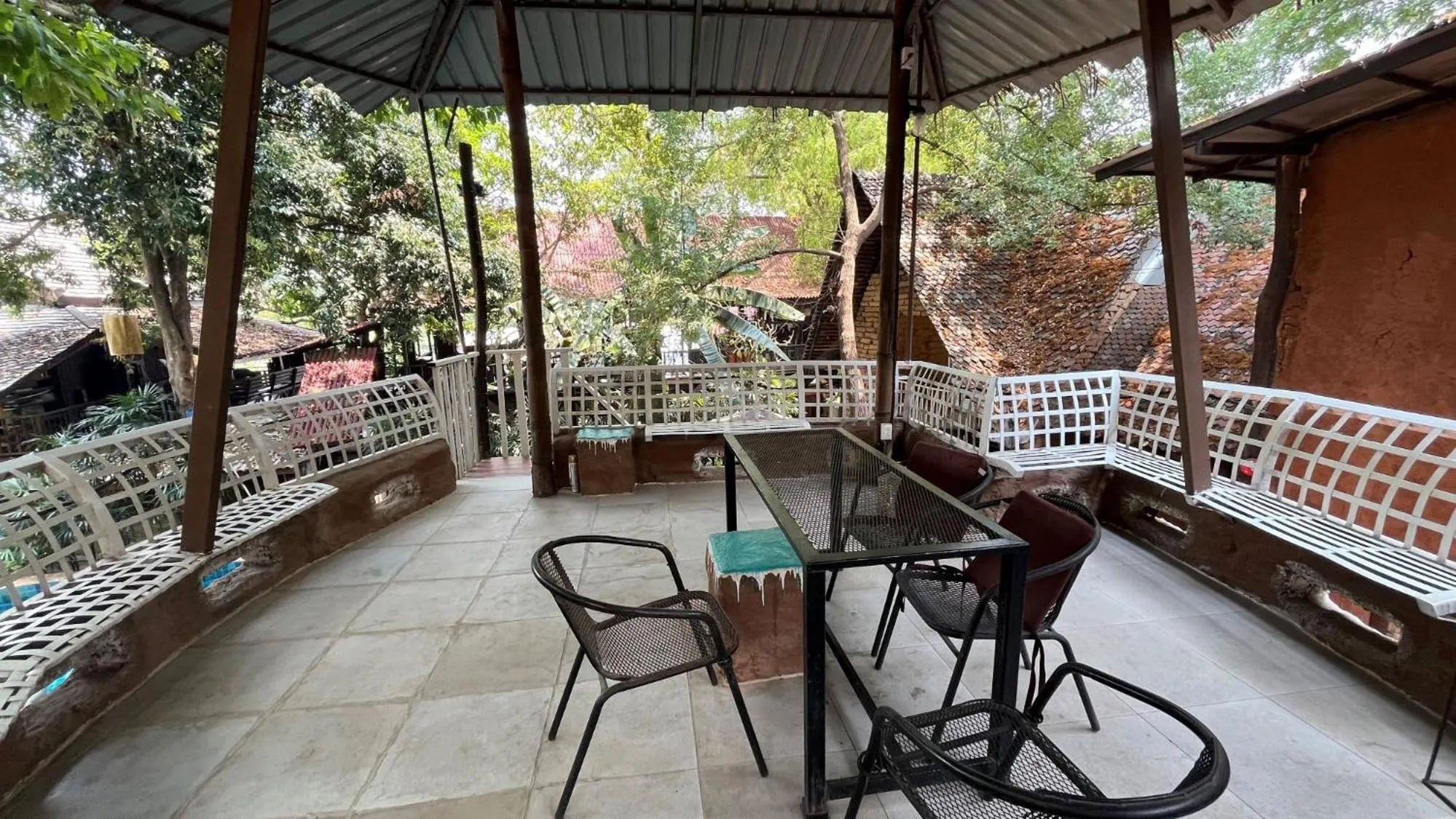 Hern Lhin Natural Resort